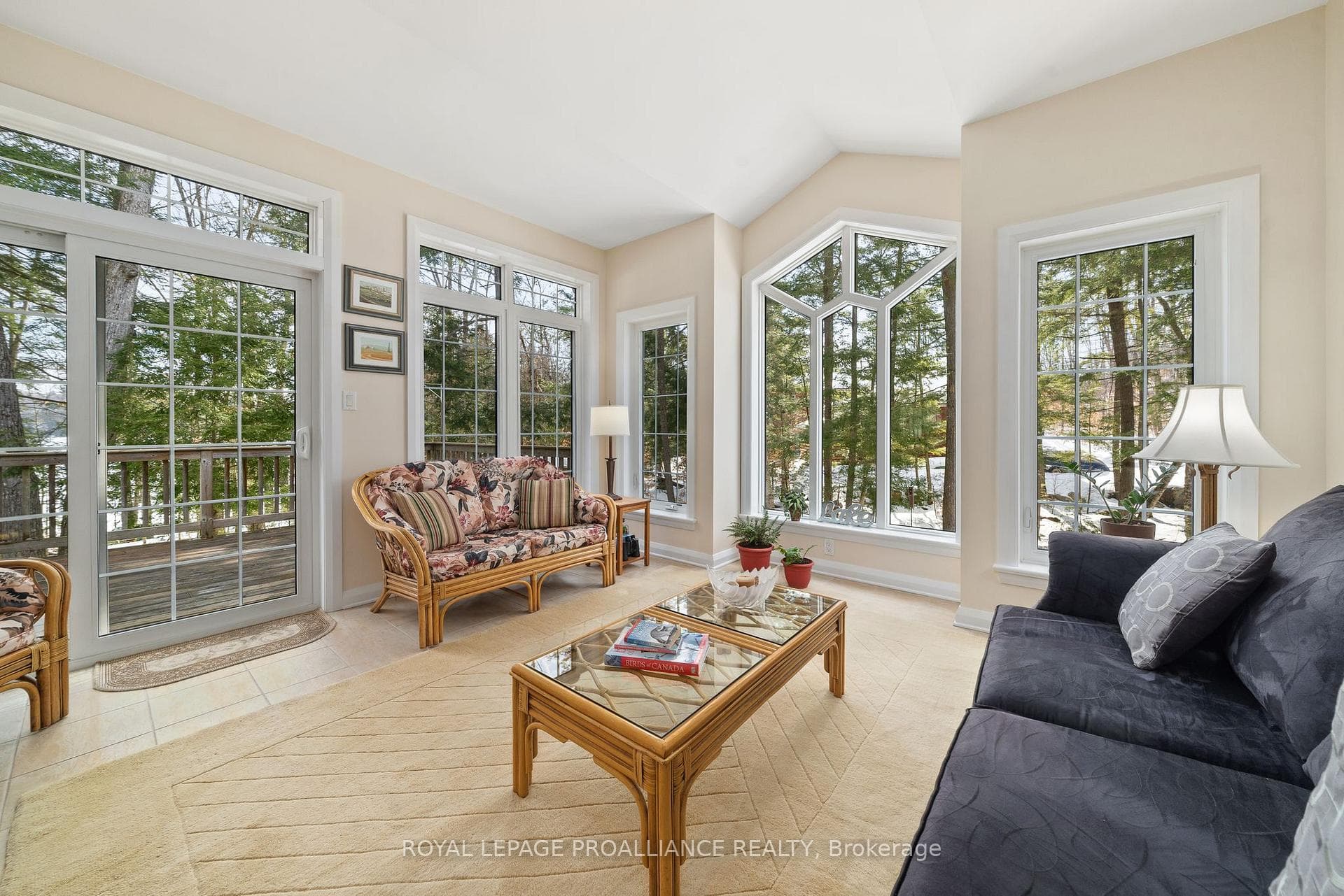 1386 North Shore Road photo 12