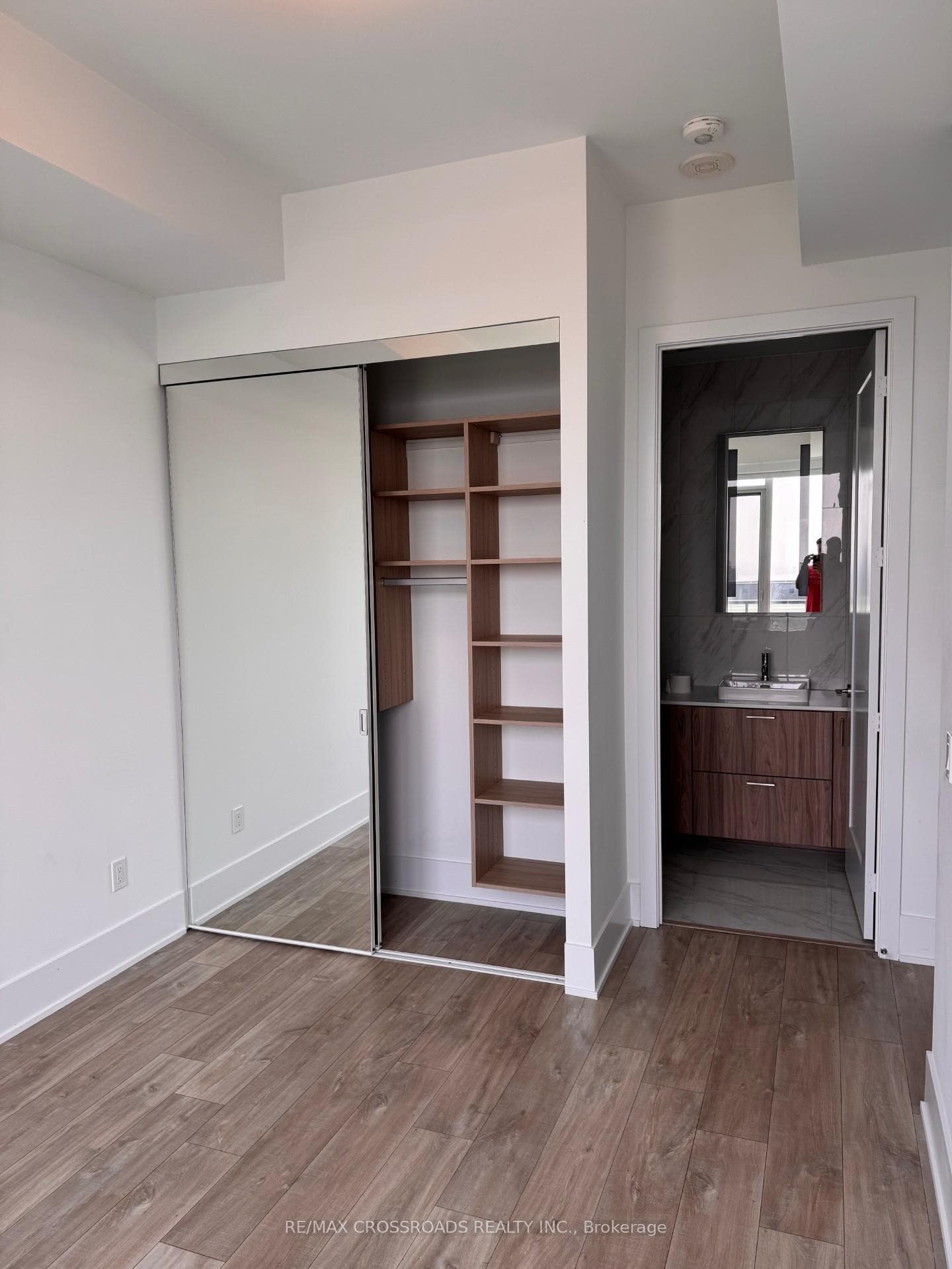 470 FRONT Street Unit 2415 photo 4