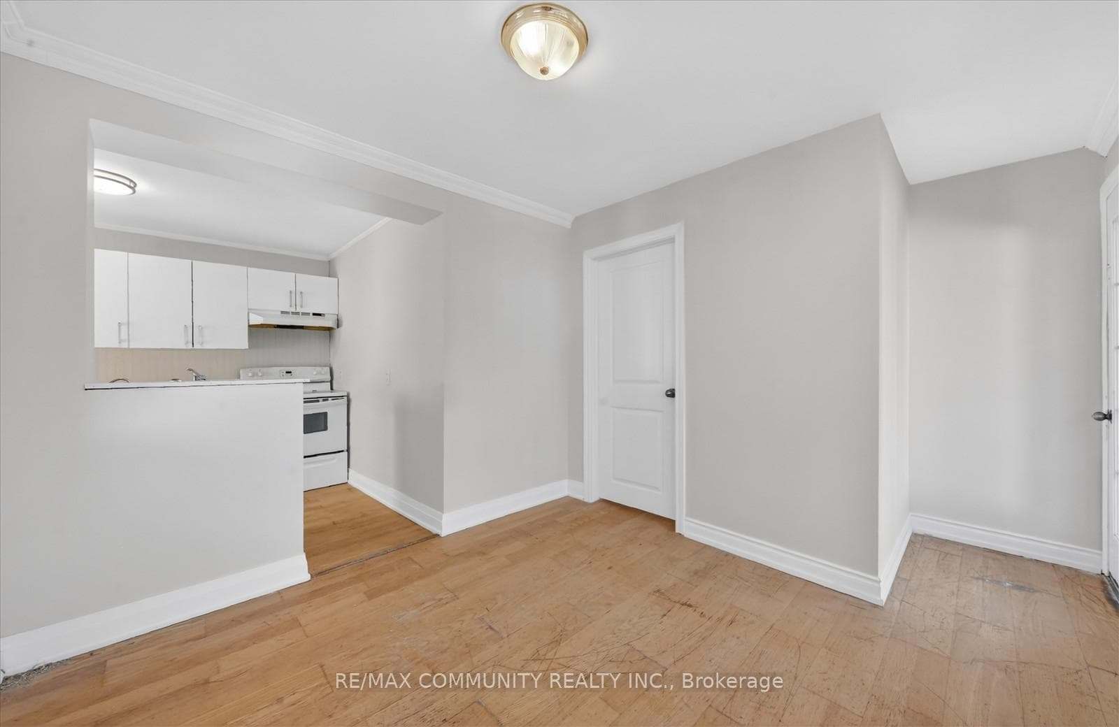 61 Adelaide Street photo 20