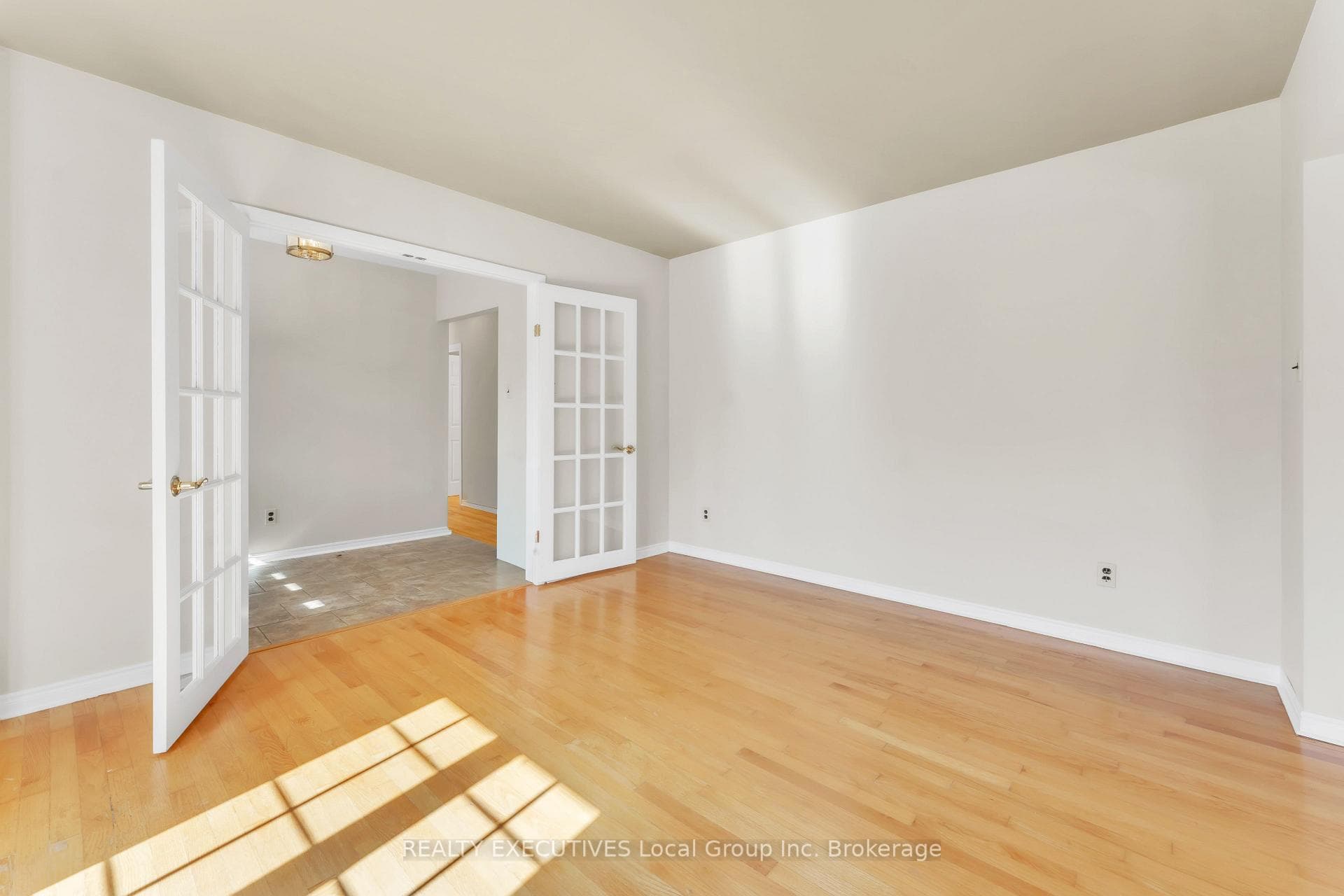 400 Bomarc Road photo 19