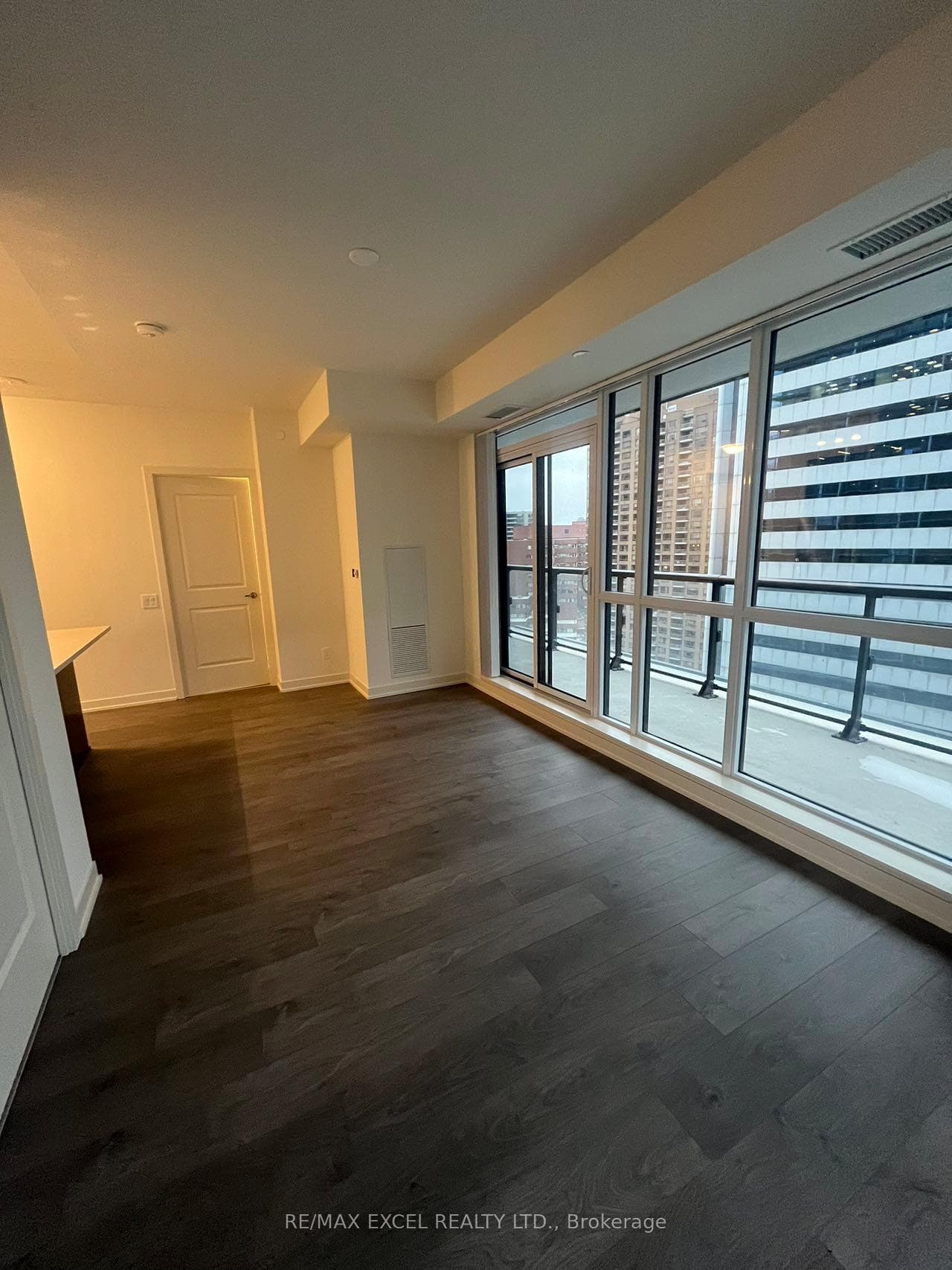 4955 Yonge Street Unit 1617 photo 15