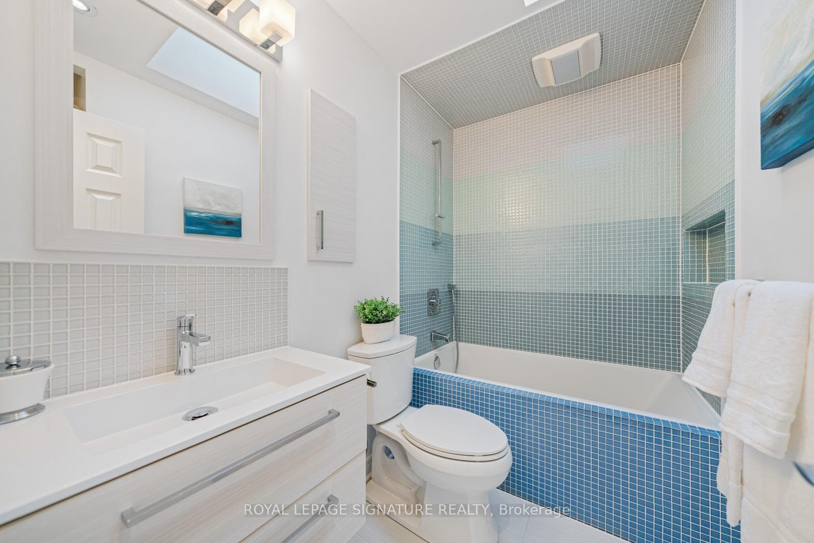 236 Winnett Avenue photo 20