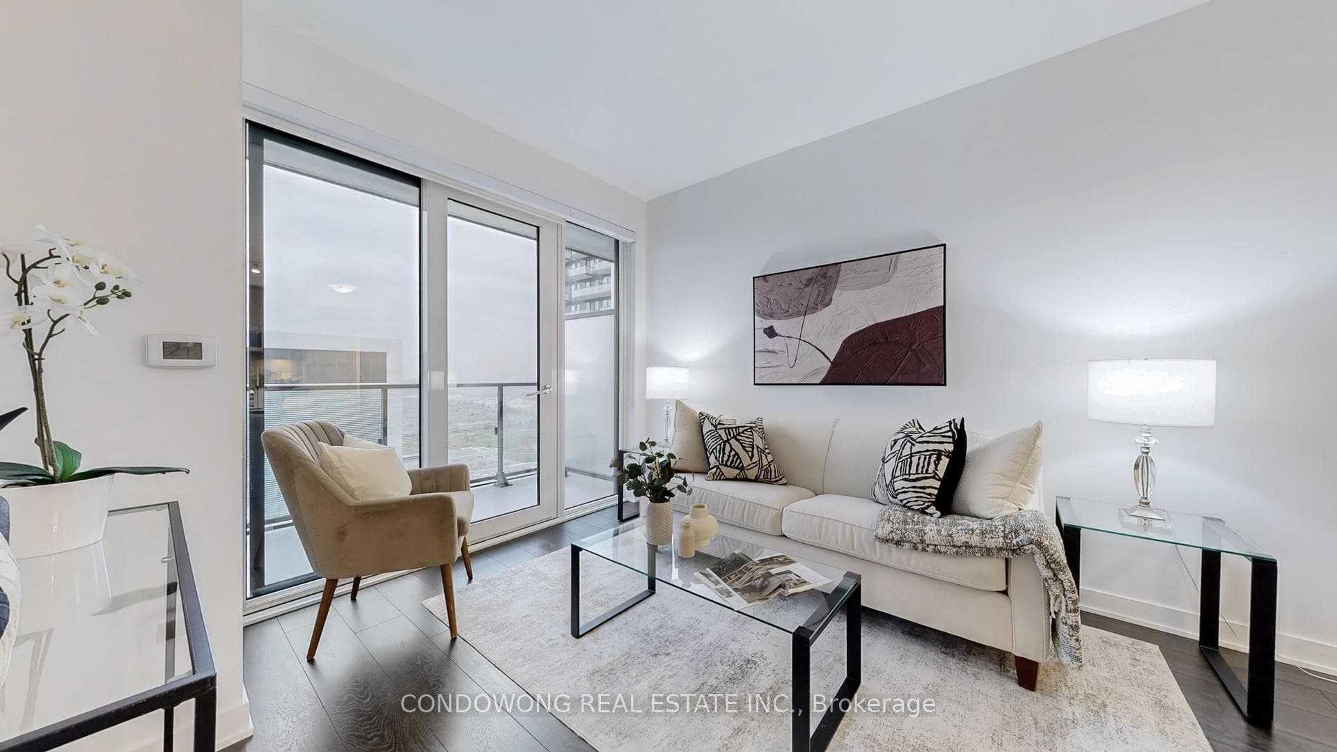 Bright & Spacious Living Room