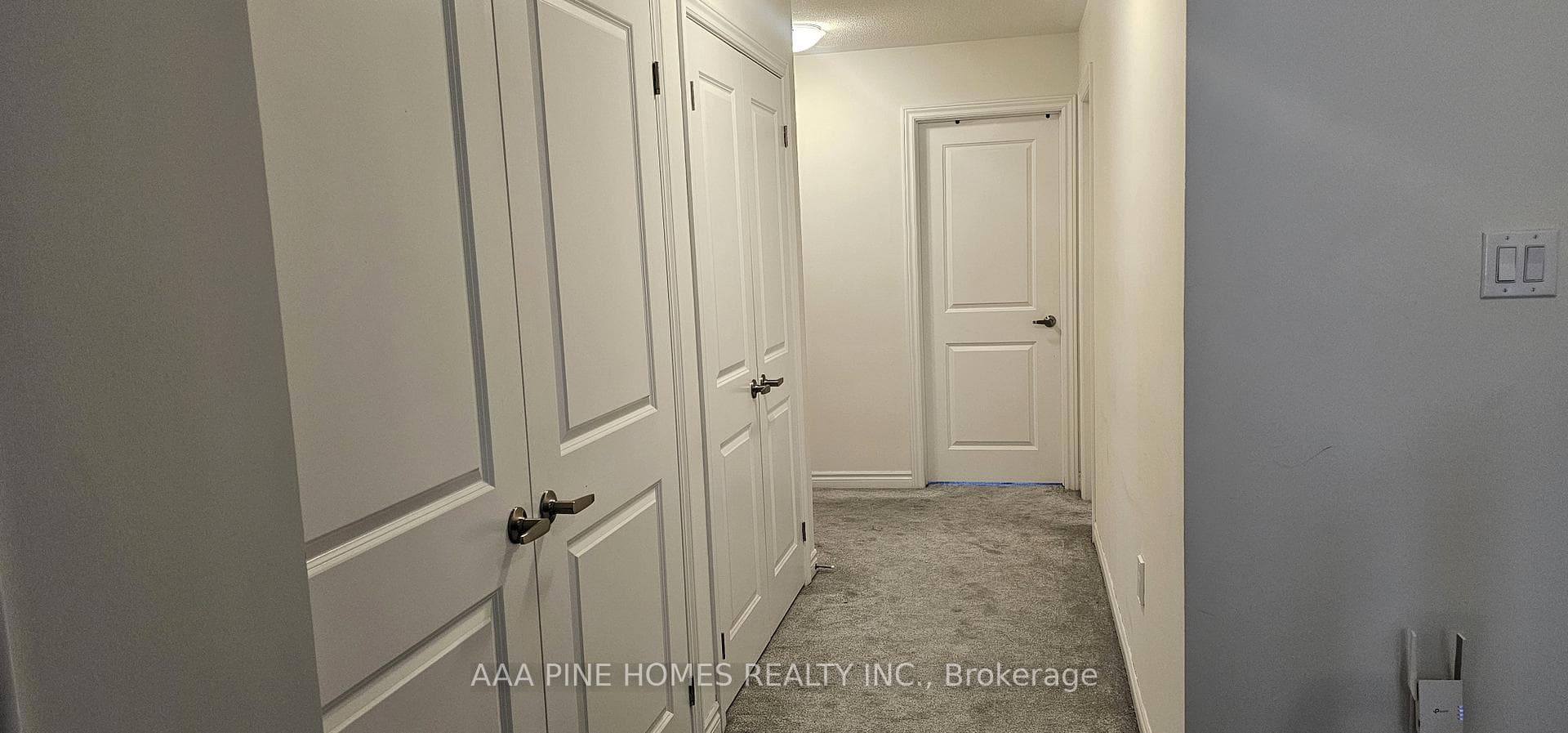105 Barkerville Drive photo 30