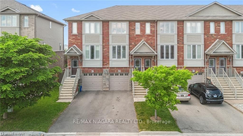 69 EDENROCK Drive photo 2