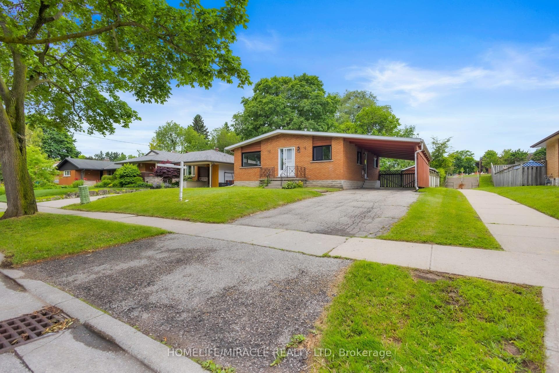 72 Massey Avenue photo 2