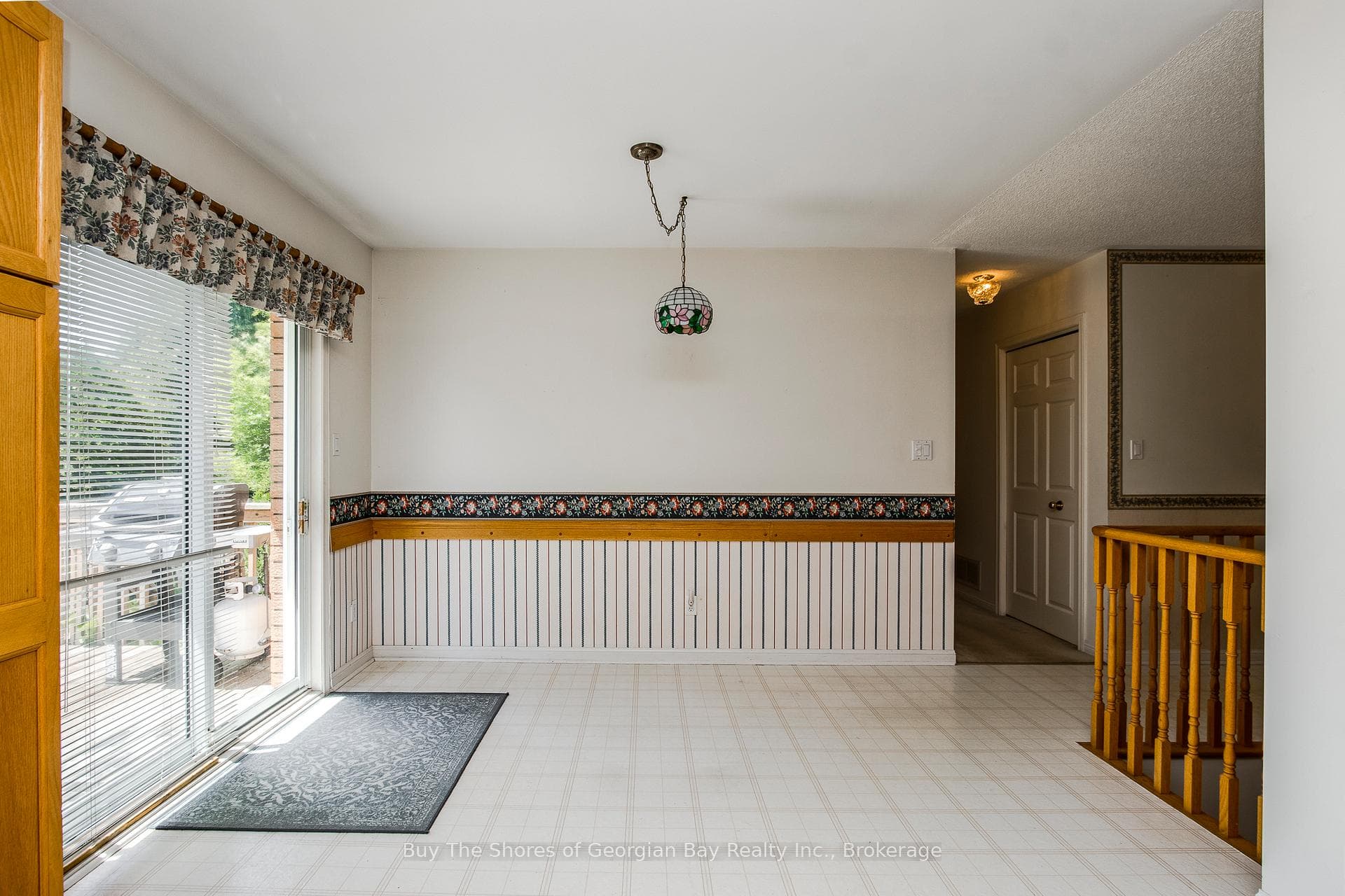 208 Margaret Street photo 9