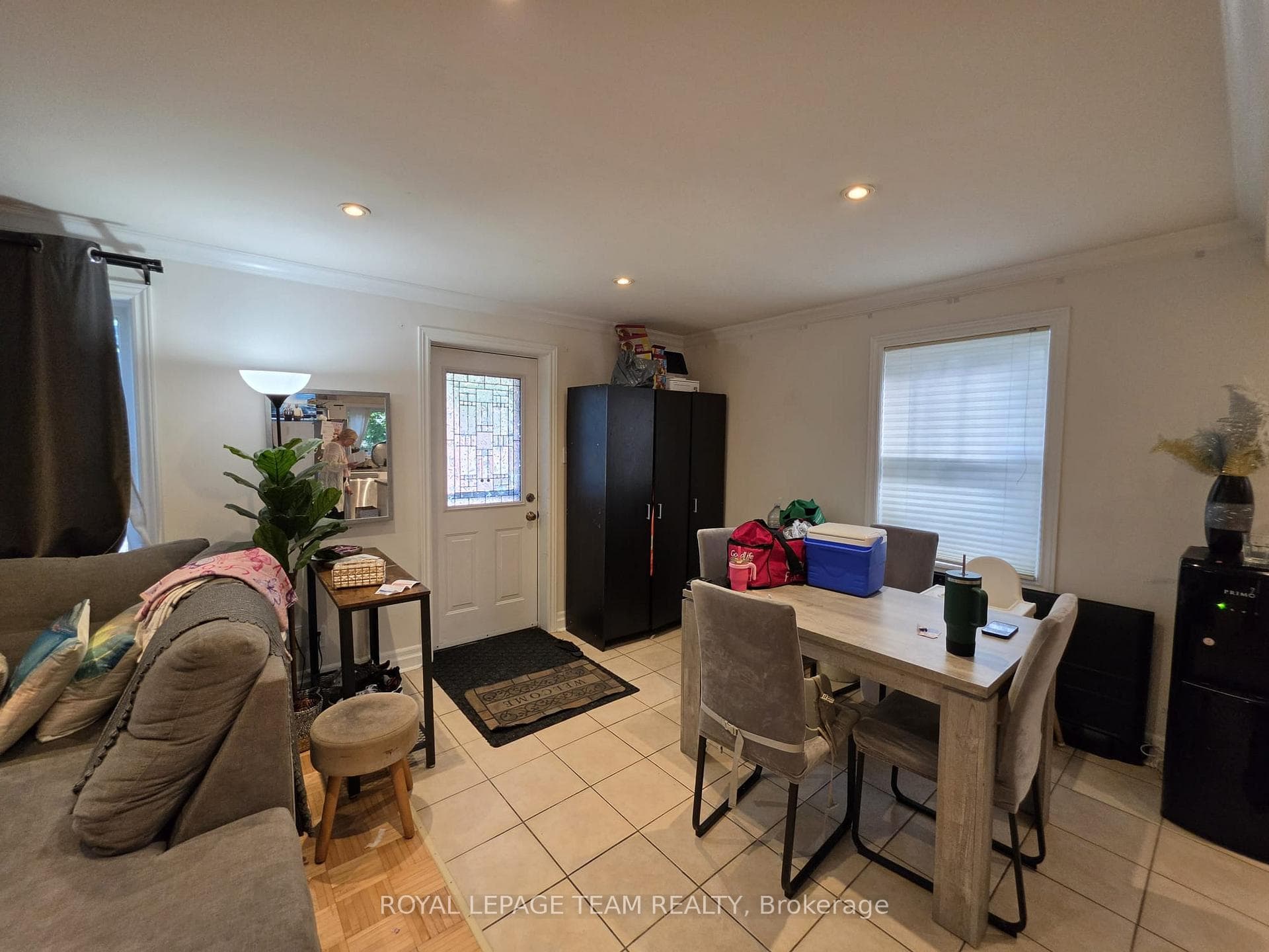 1247 Summerville Avenue photo 2