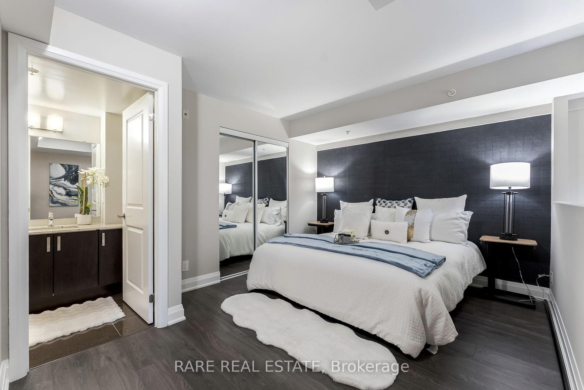 24 WOODSTREAM Boulevard Unit 118 photo 10