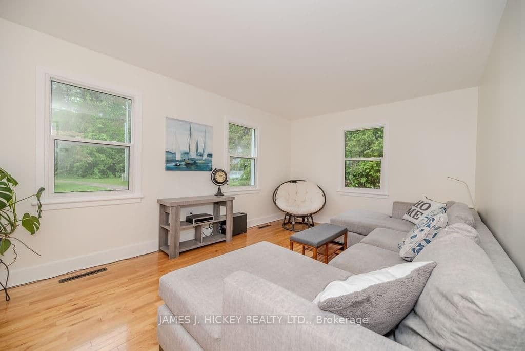 39 GLENDALE Avenue photo 6