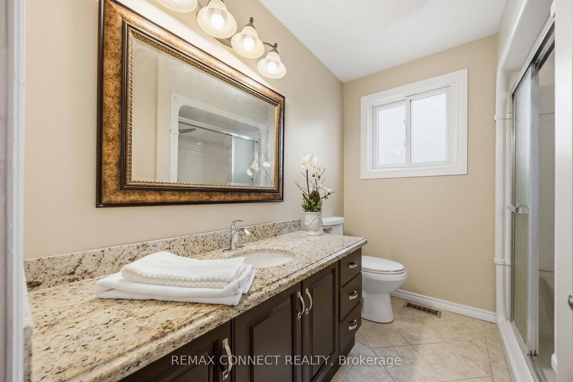 36 Helen Drive photo 25