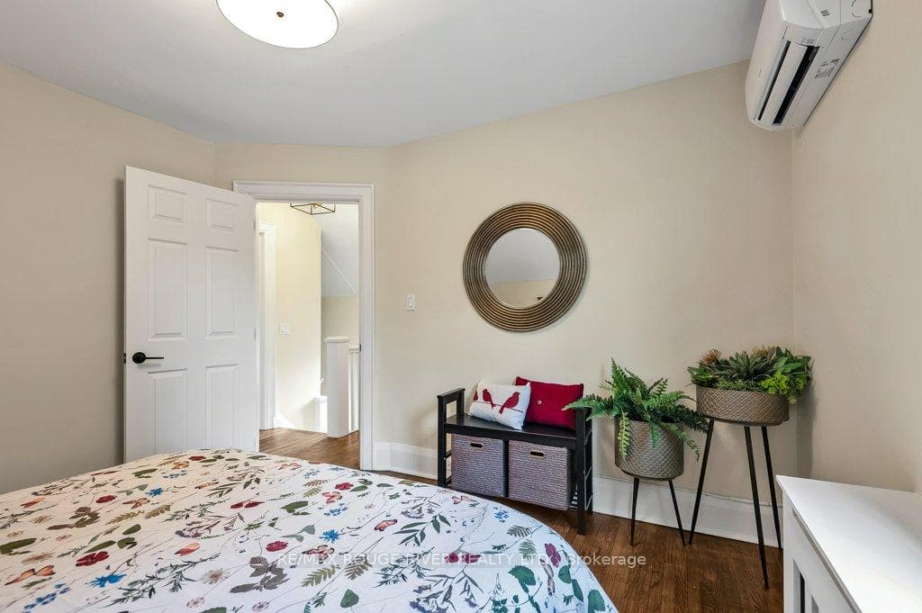 62 Bowie Avenue photo 20