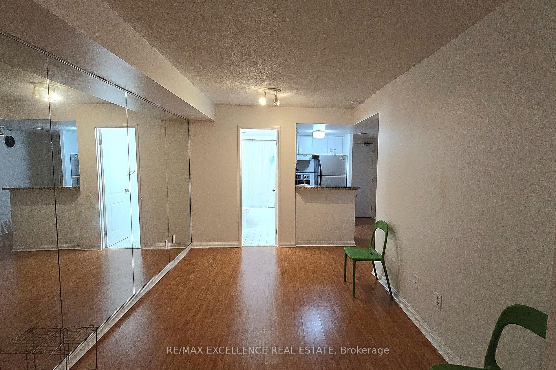 25 Grenville Street Unit 809 photo 12