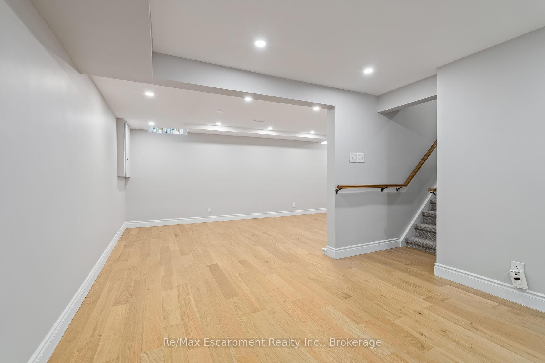 1160 Walden Circle Unit 16 photo 29