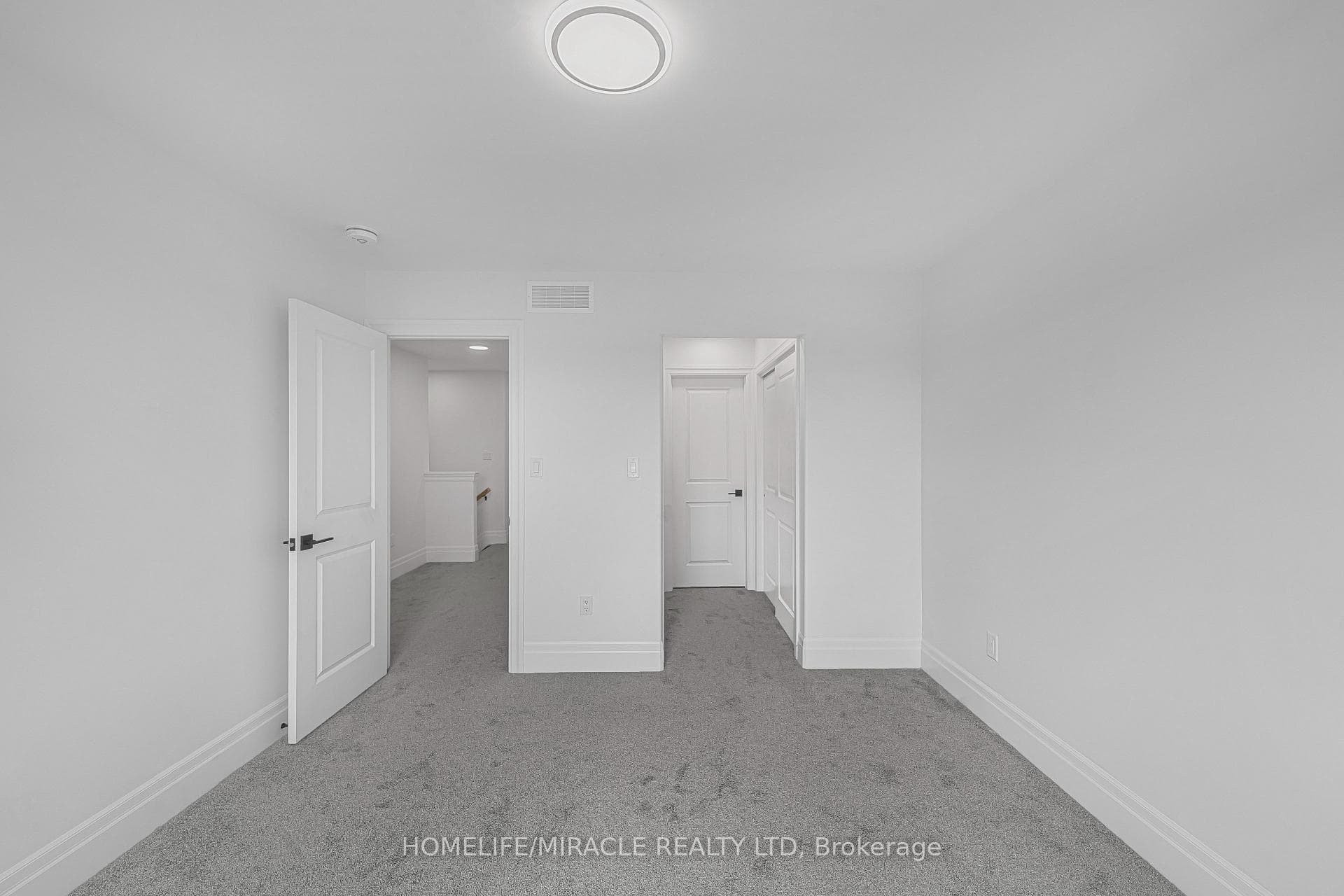 43 Markland Avenue photo 22