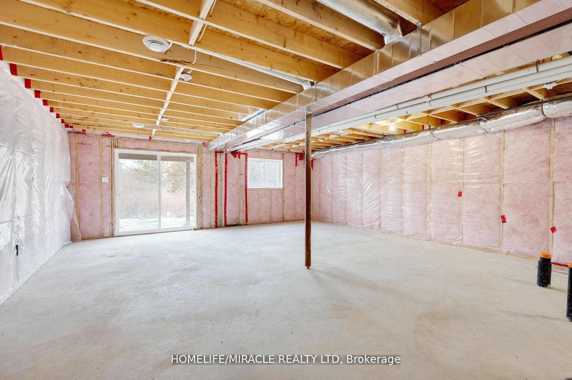 85 Markland E Picton Avenue photo 26