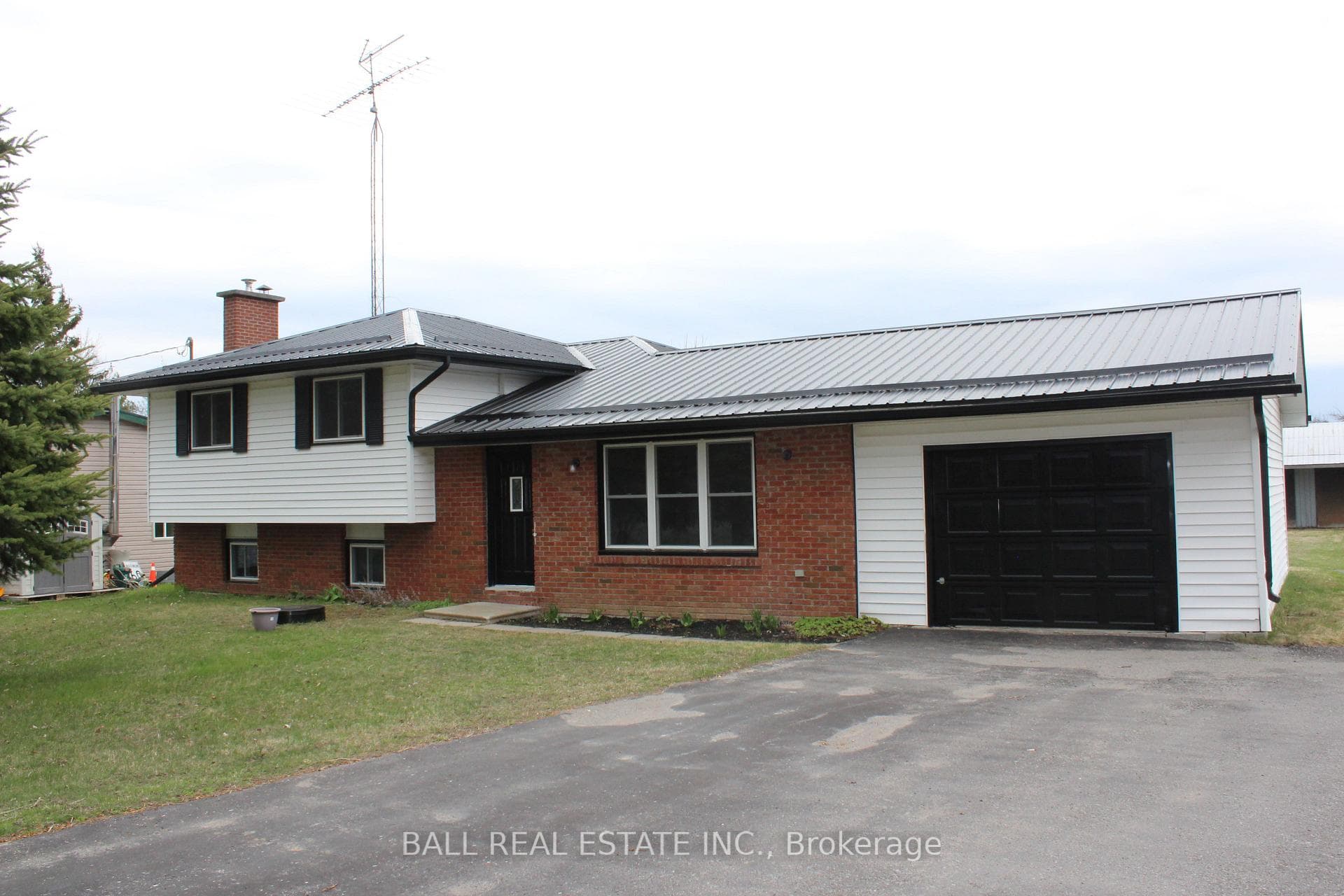 776 Cottingham Road photo 4