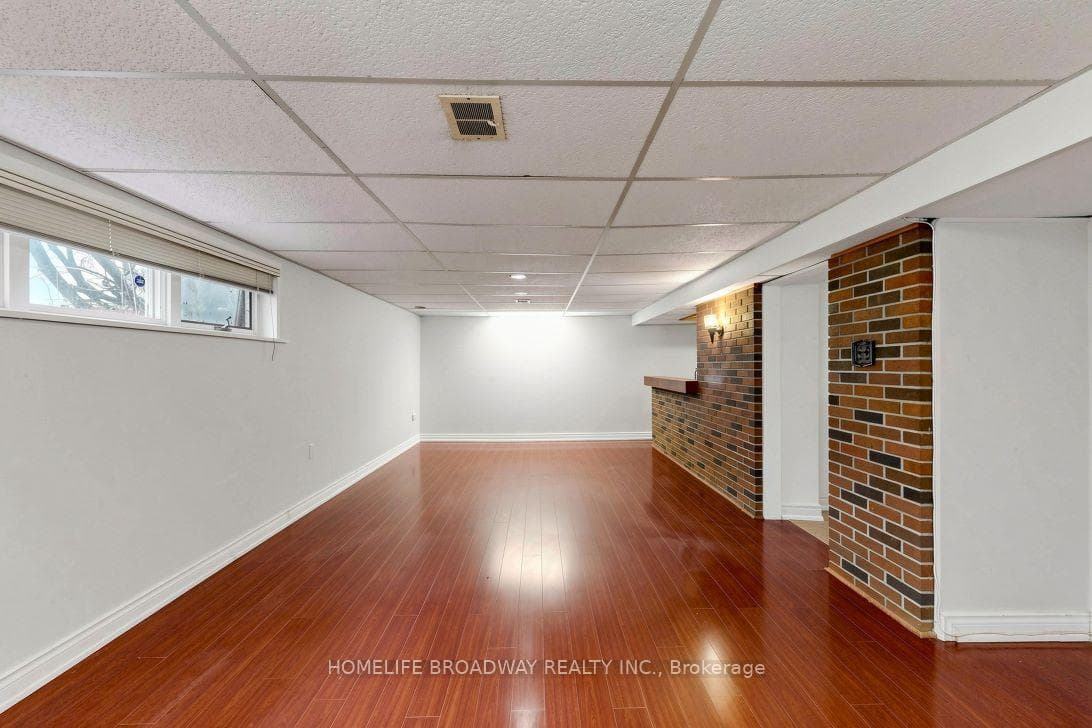 36 Bradgate Road photo 31
