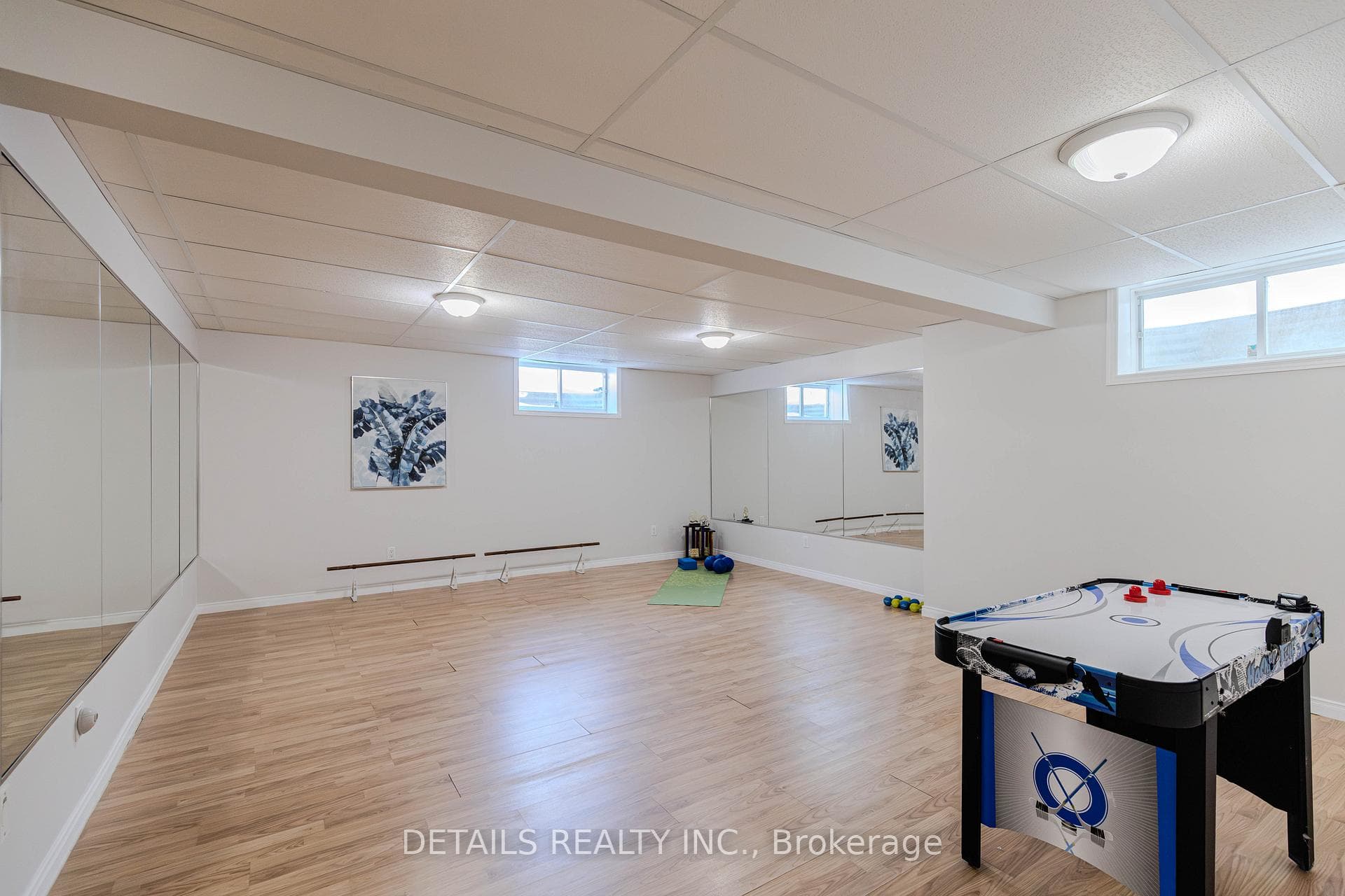 247 Flodden Way photo 40