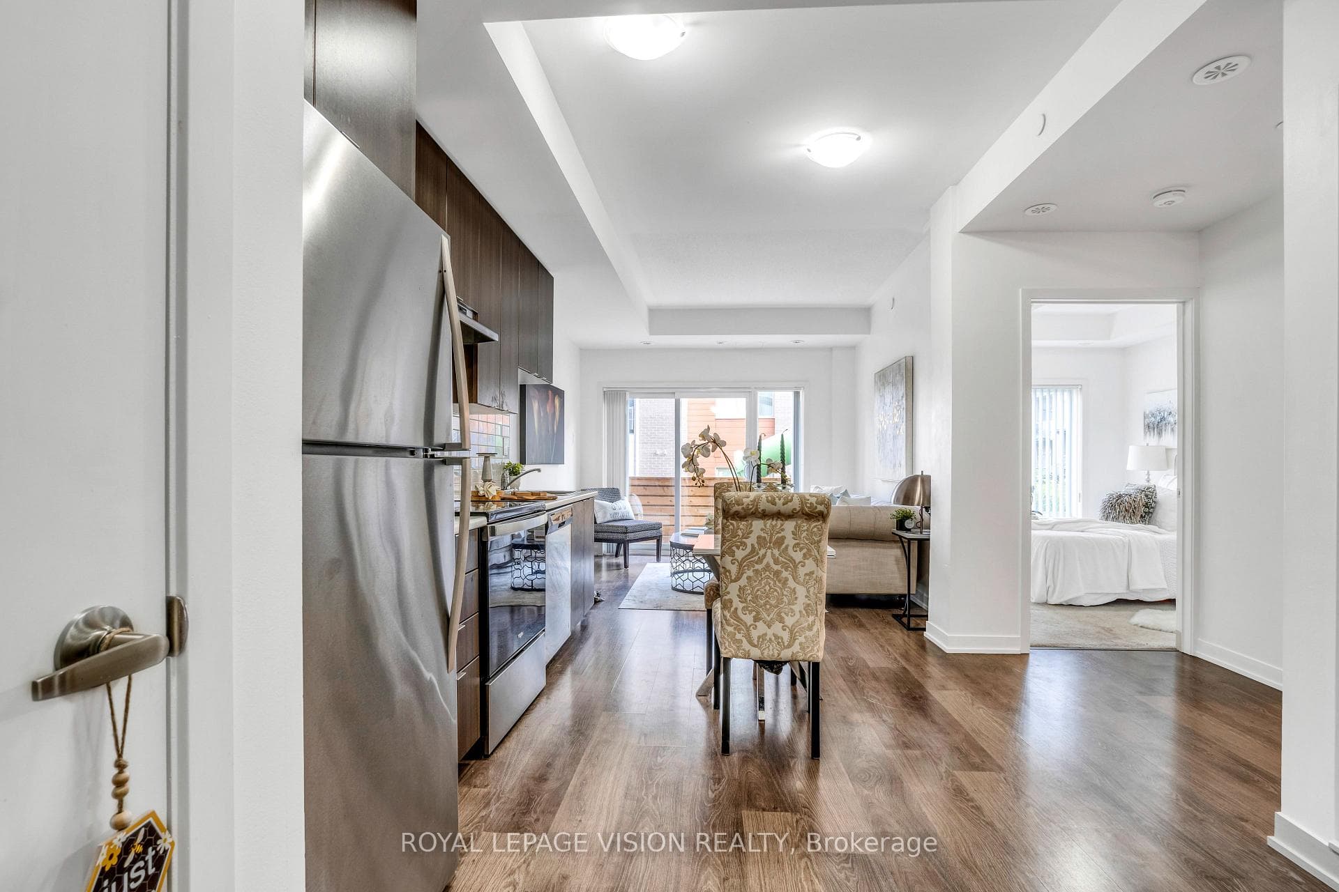 5131 Sheppard Avenue Unit 105 photo 5