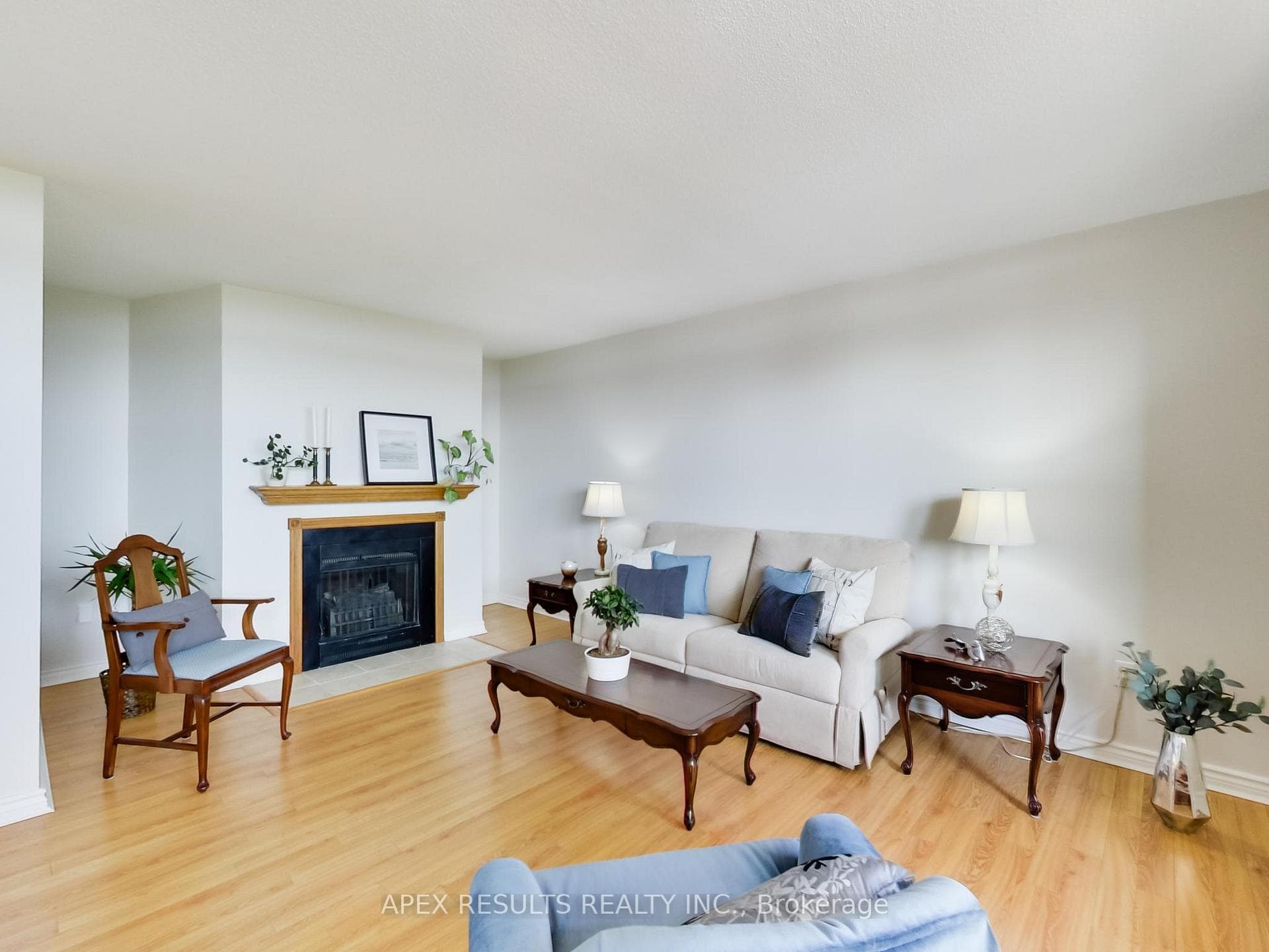 700 Dynes Road Unit 1103 photo 5