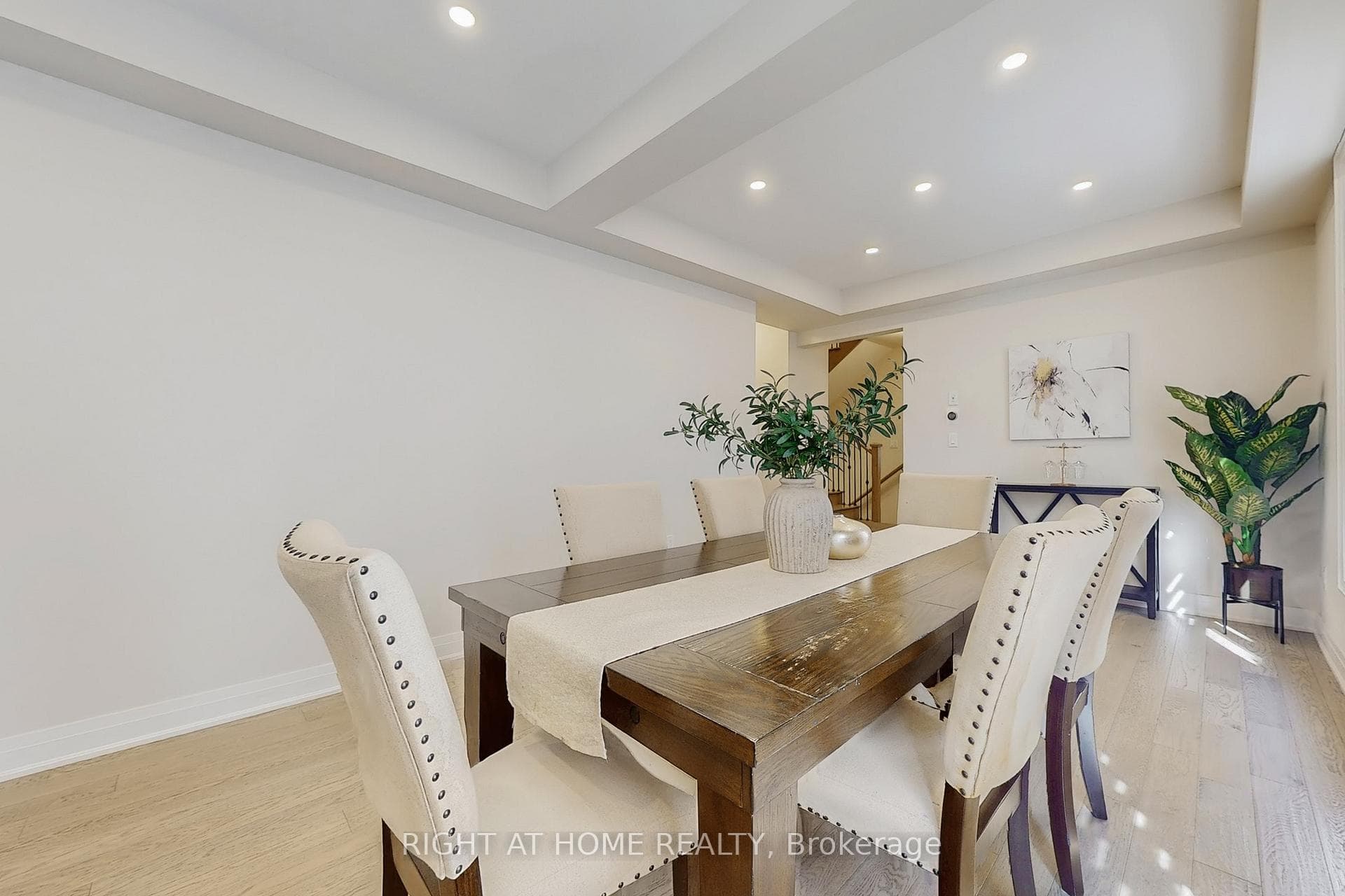 46 Prunella Crescent photo 8