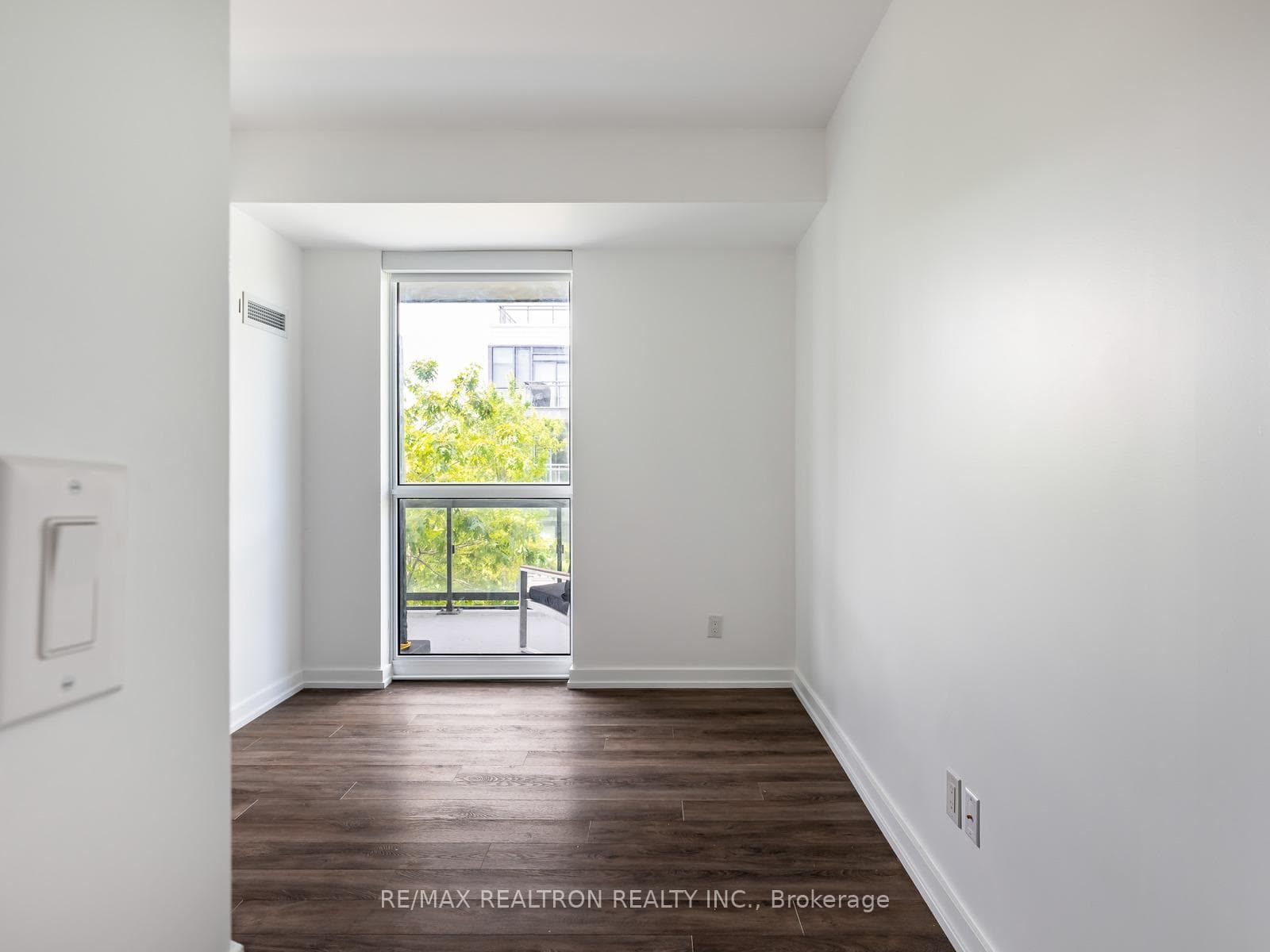 271 Sea Ray Avenue Unit B208 photo 17