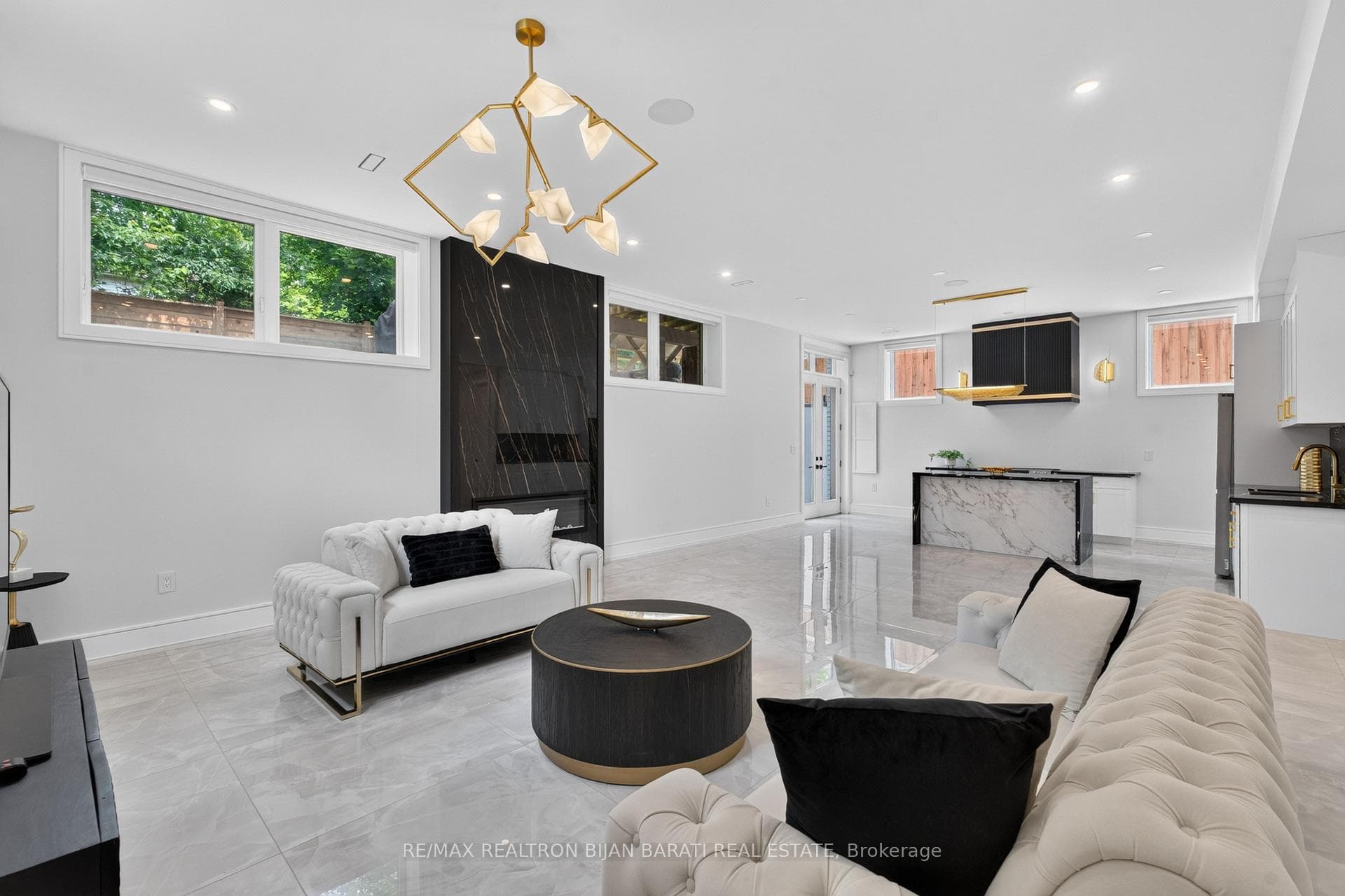16 Wild Cherry Lane photo 43