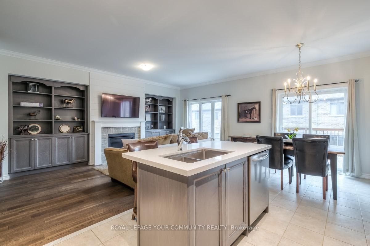 8 Gord Matthews Way photo 16