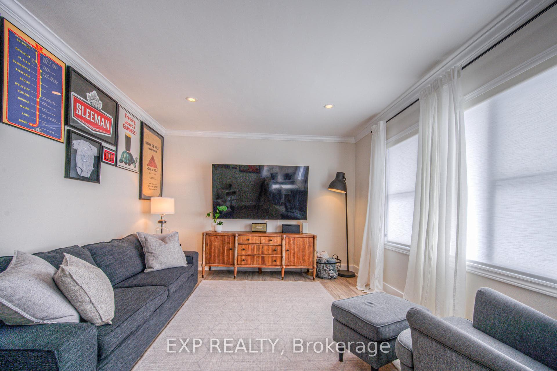 24 Bennett Avenue photo 5