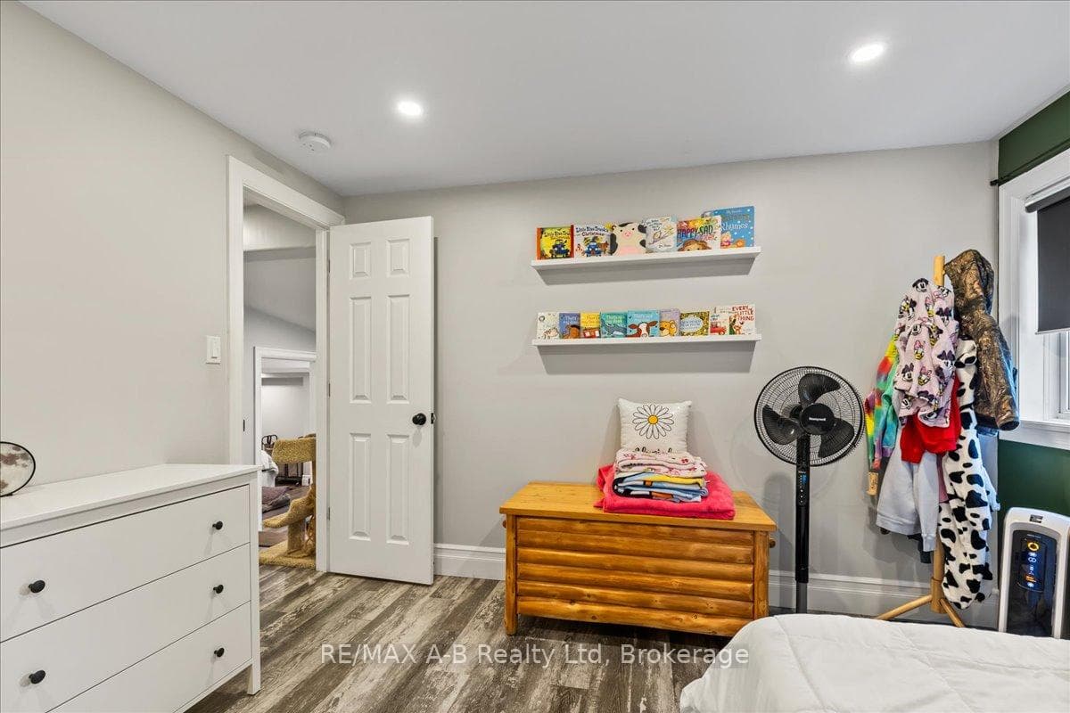 138 Ash Street photo 17