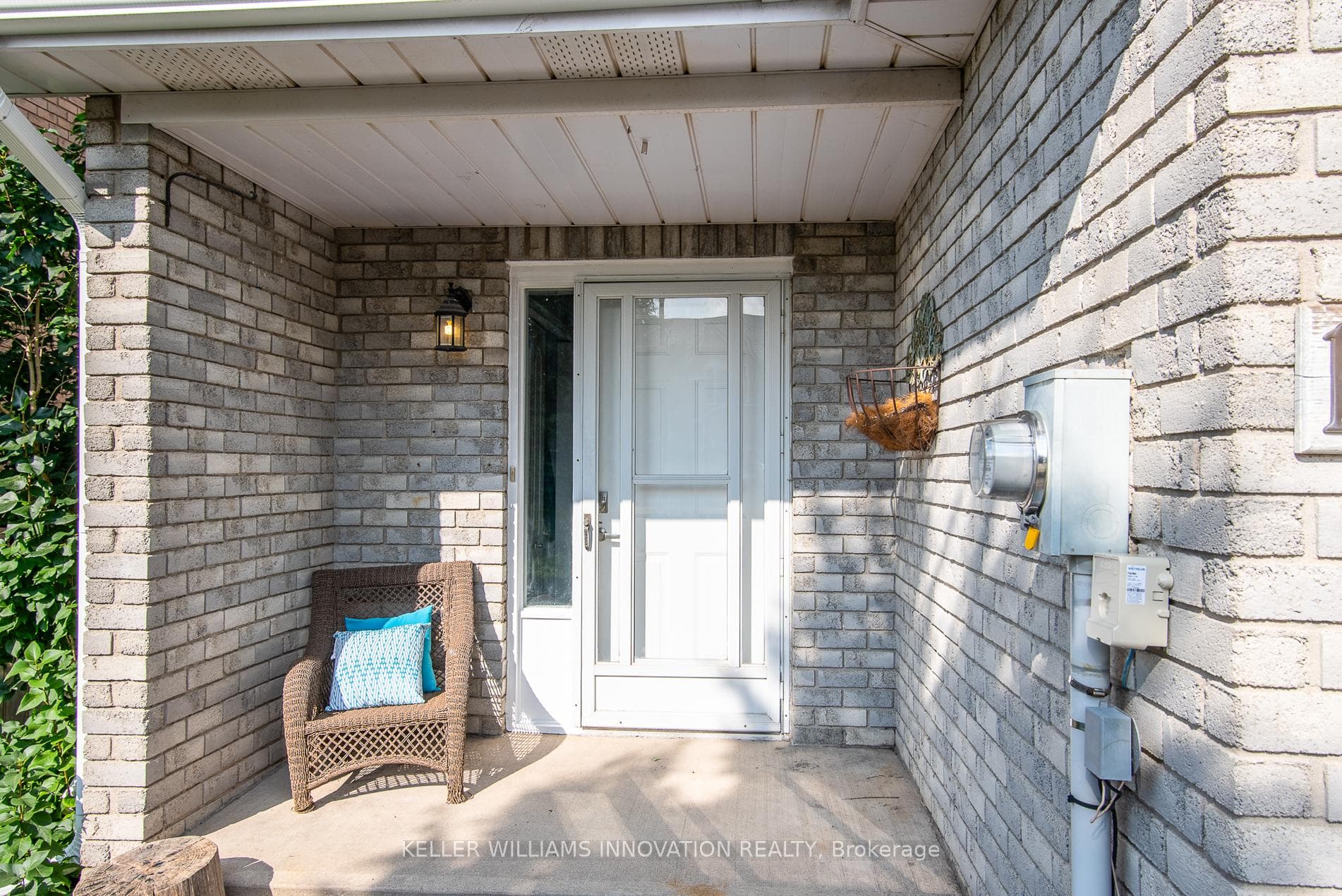 505 OAKVALE Drive Unit 1 photo 2