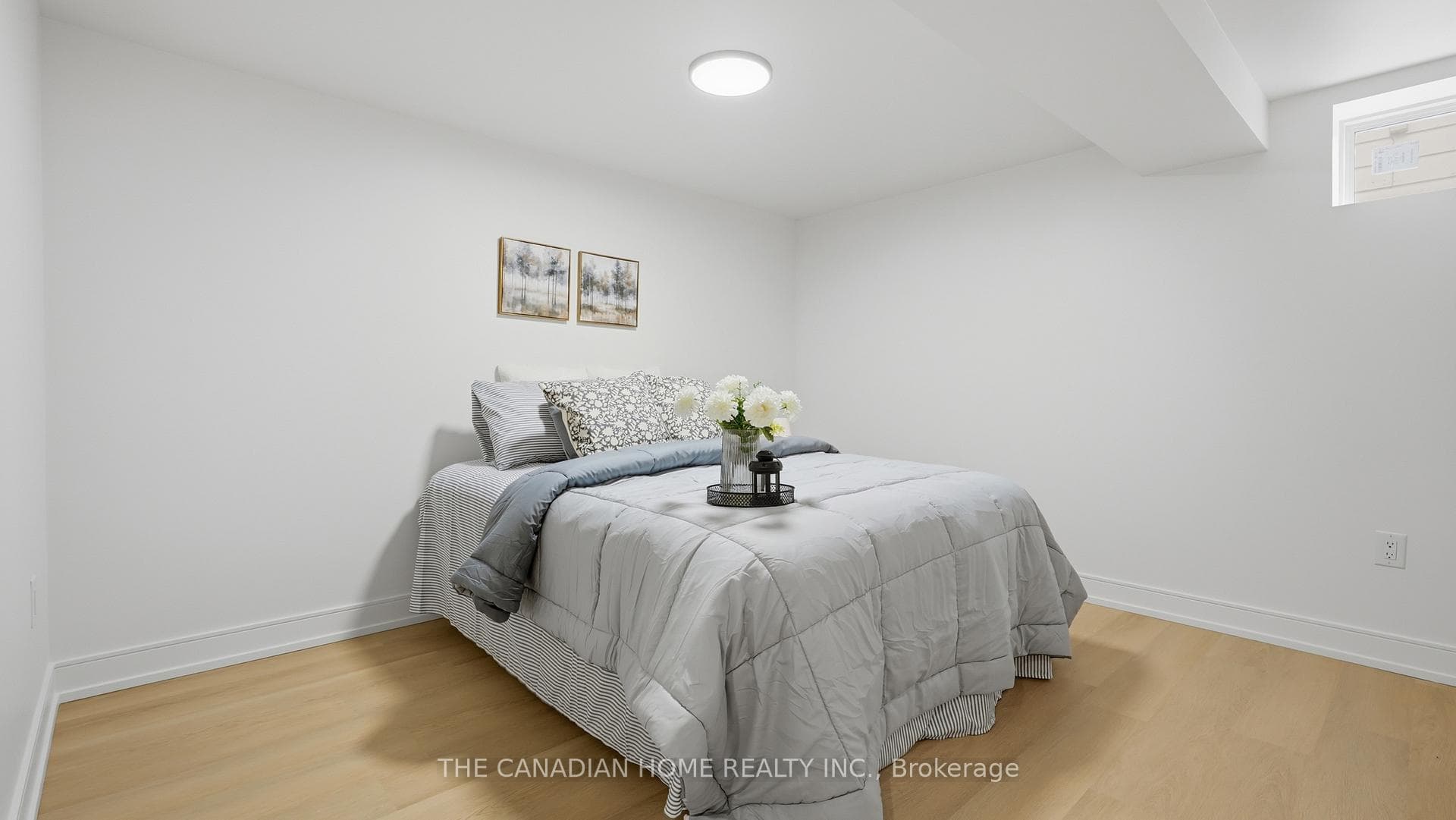6041 Cadham Street photo 26