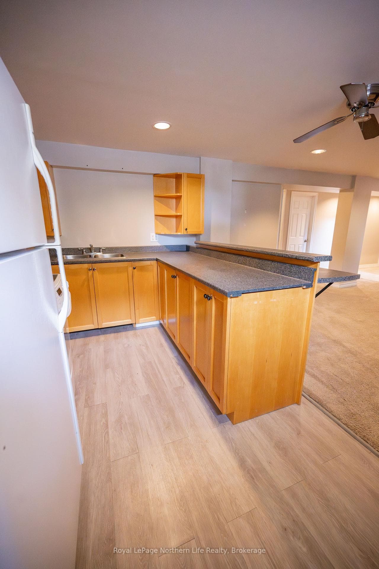197 Gladstone Avenue photo 30