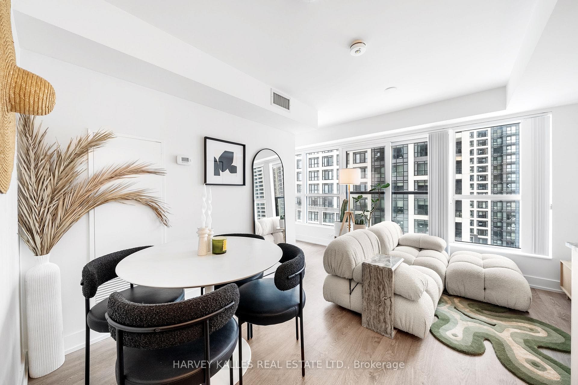 5 Mabelle Avenue Unit 1131 photo 1