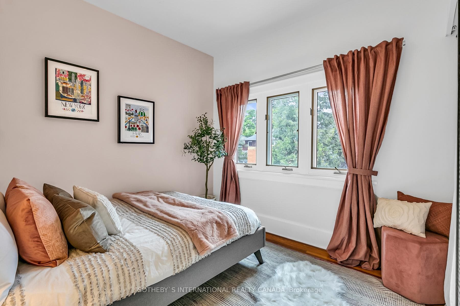 55 Ellerbeck Street photo 27