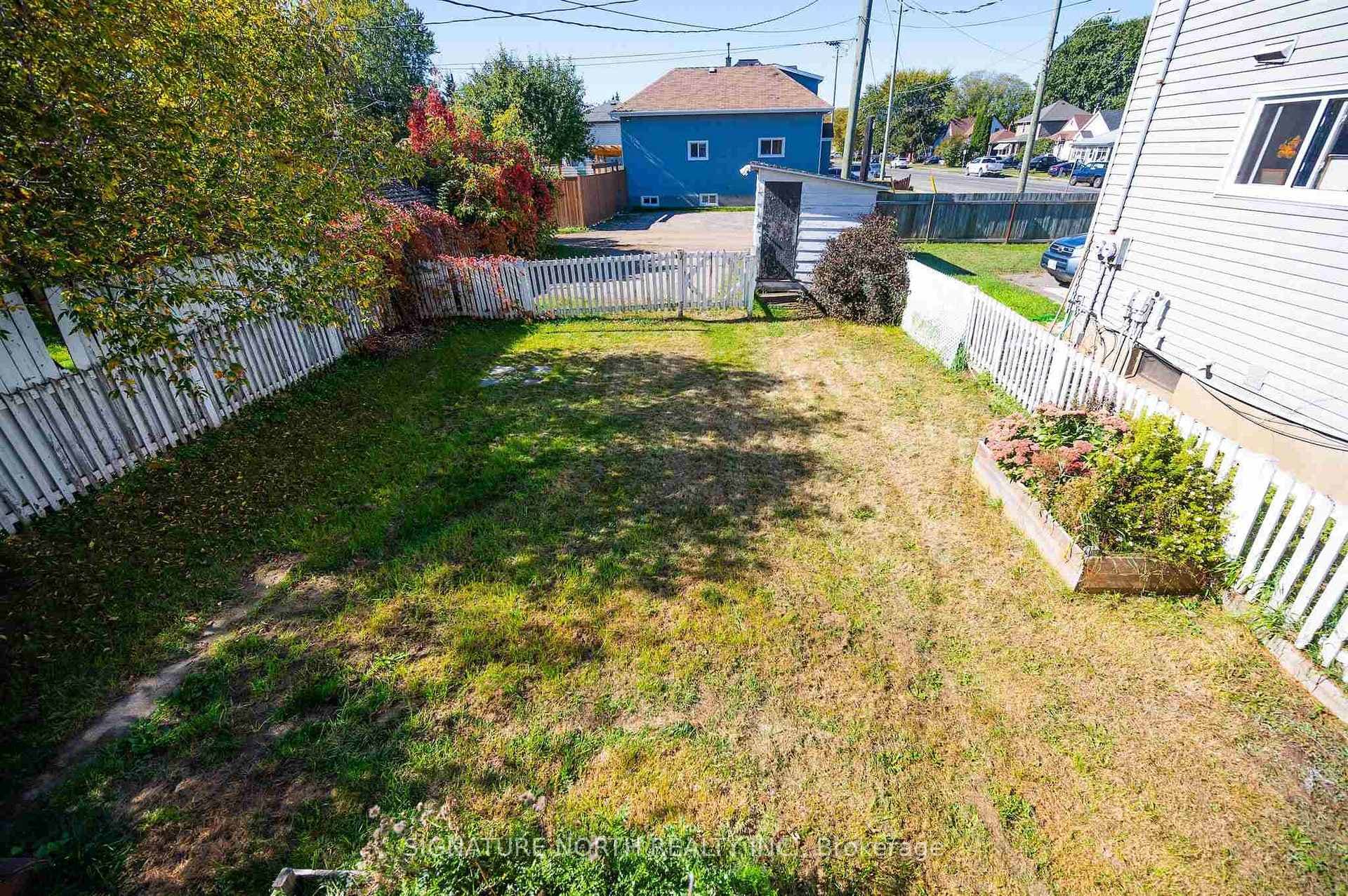 1203 Sprague Street photo 36