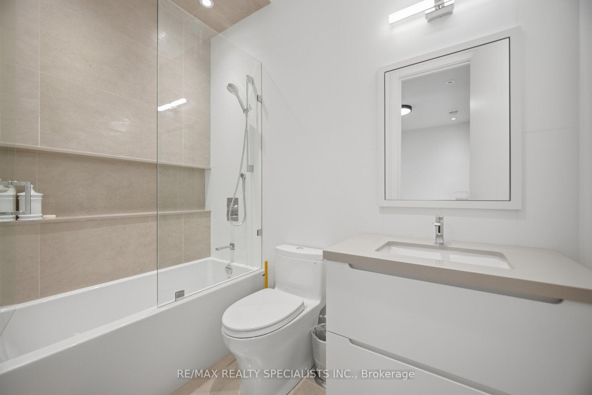 43 Summerhill Avenue photo 22