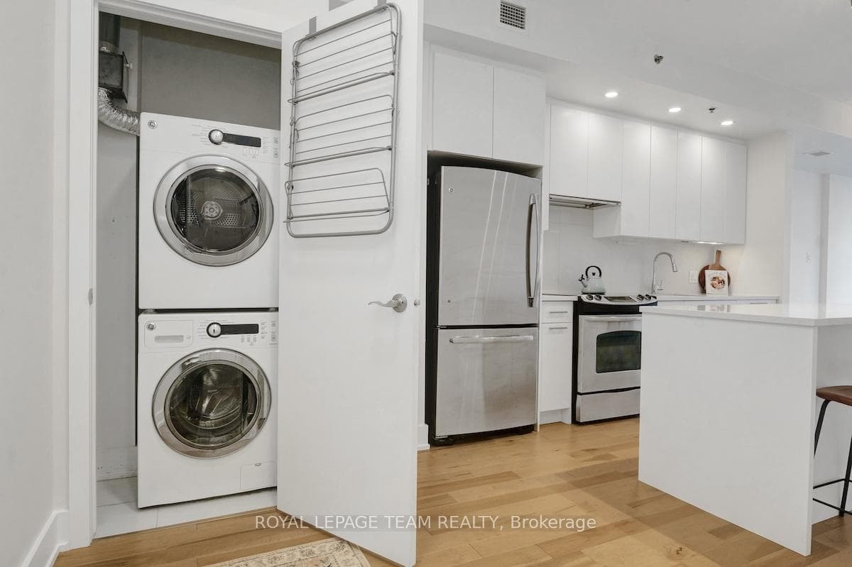 108 Richmond Road Unit 309 photo 35
