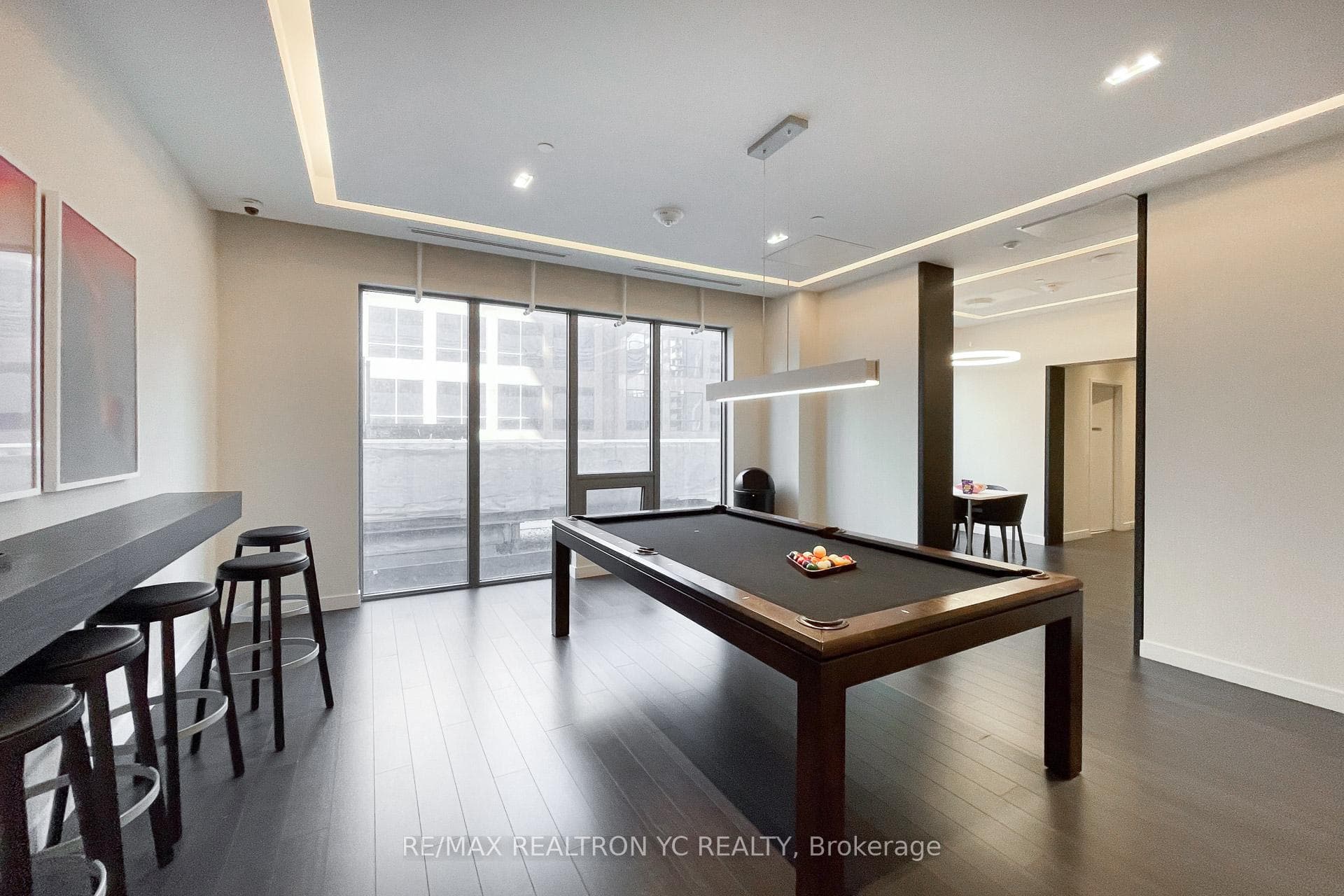 2221 Yonge Street Unit 4806 photo 18