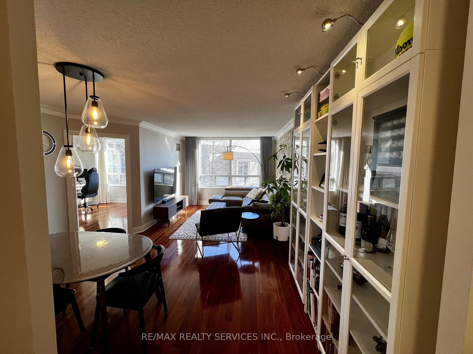78 Harrison Garden Boulevard Unit 303 photo 5