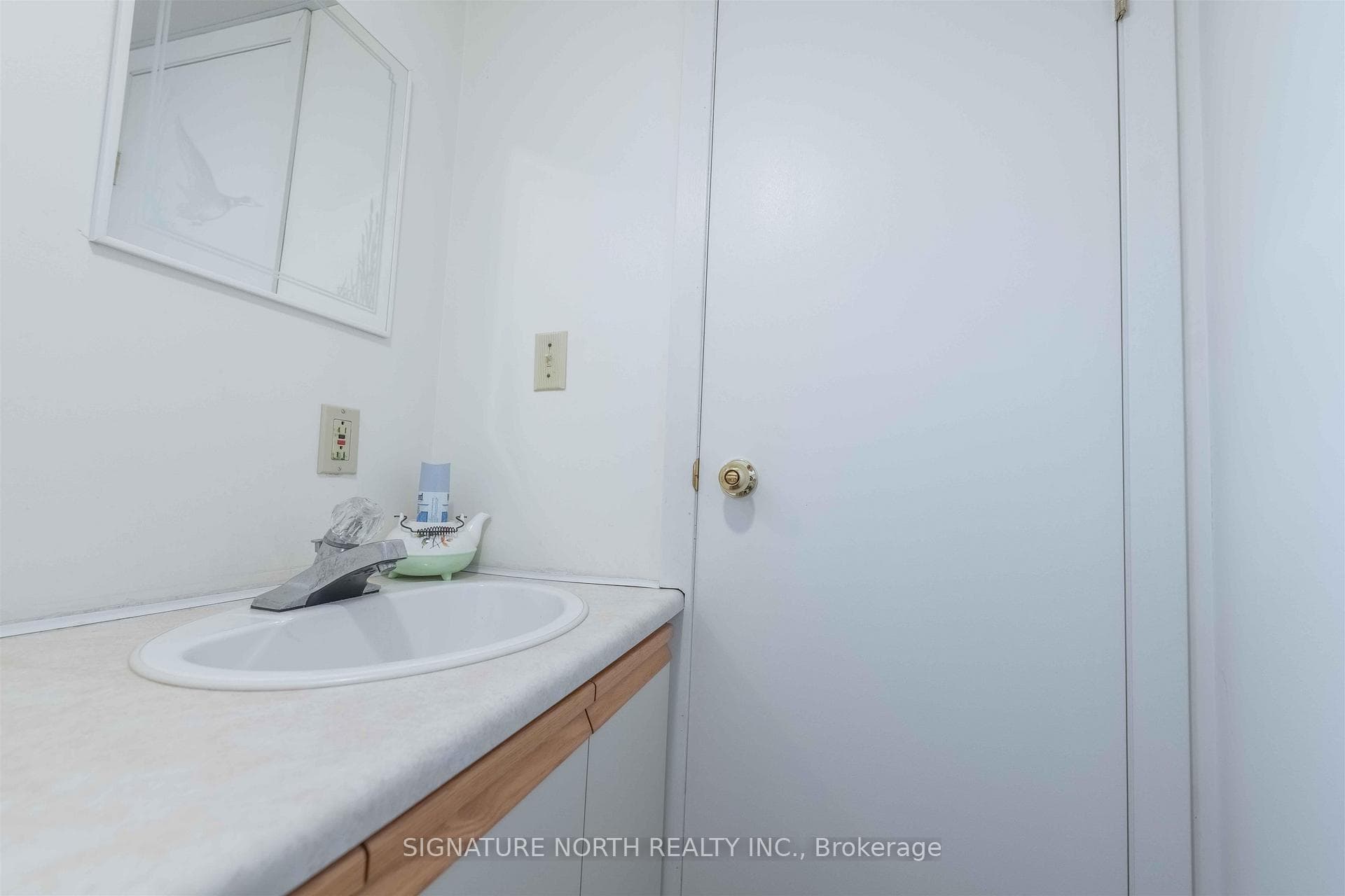 108 Hill Street photo 42