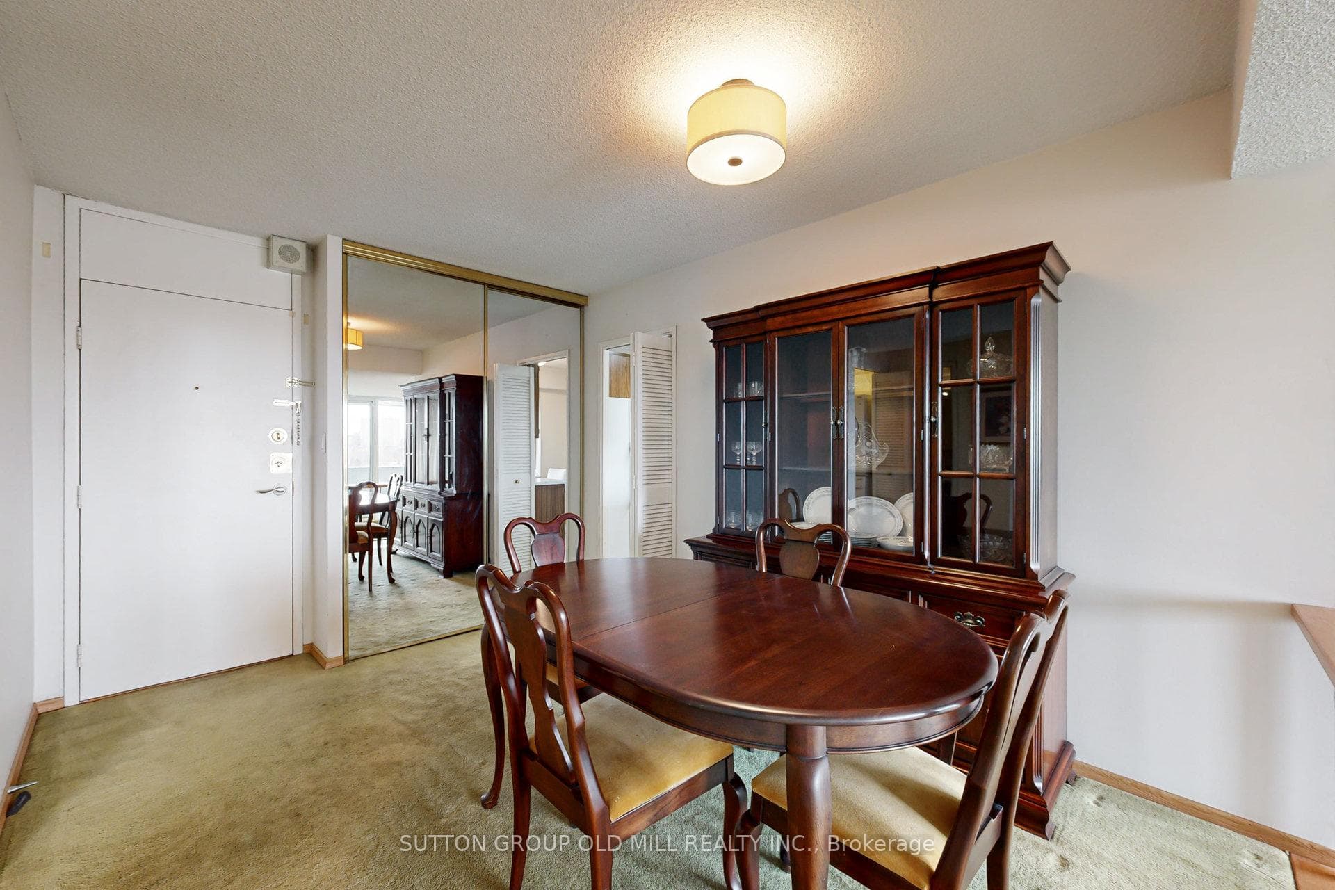 250 Scarlett Road Unit 1008 photo 6