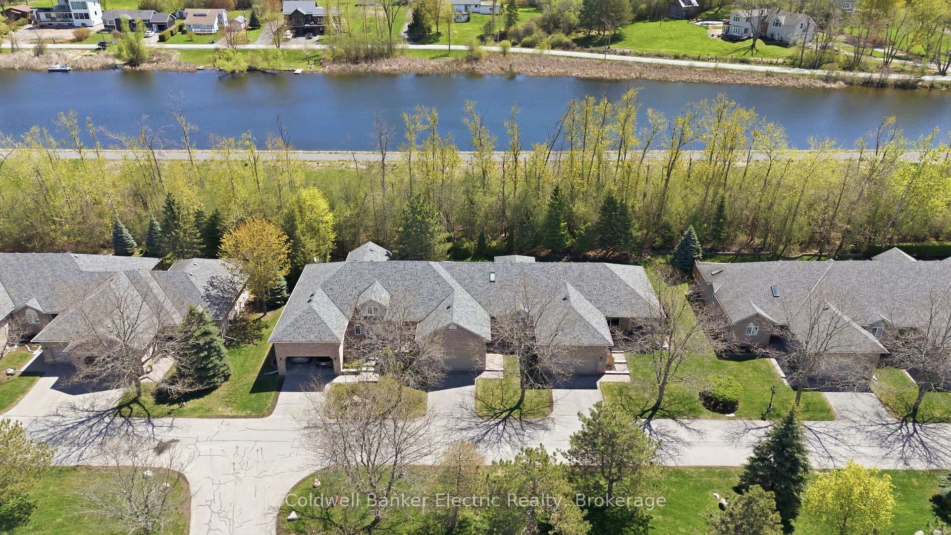 300 Franmor Drive Unit 40 photo 1