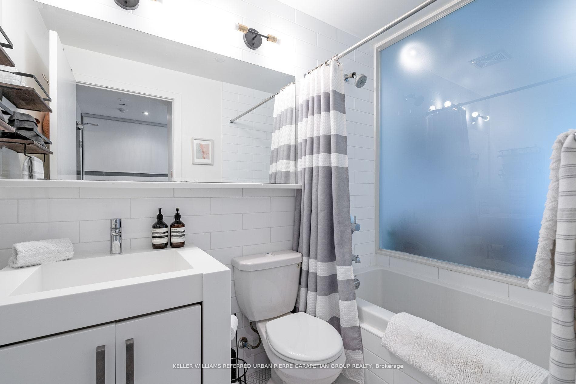 156 Portland Street Unit 408 photo 18