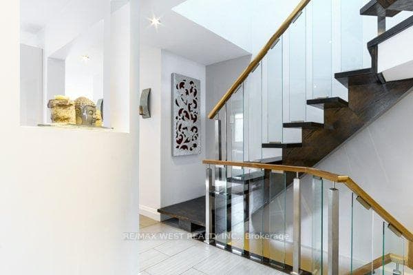 1469 Eddie shain Drive photo 4