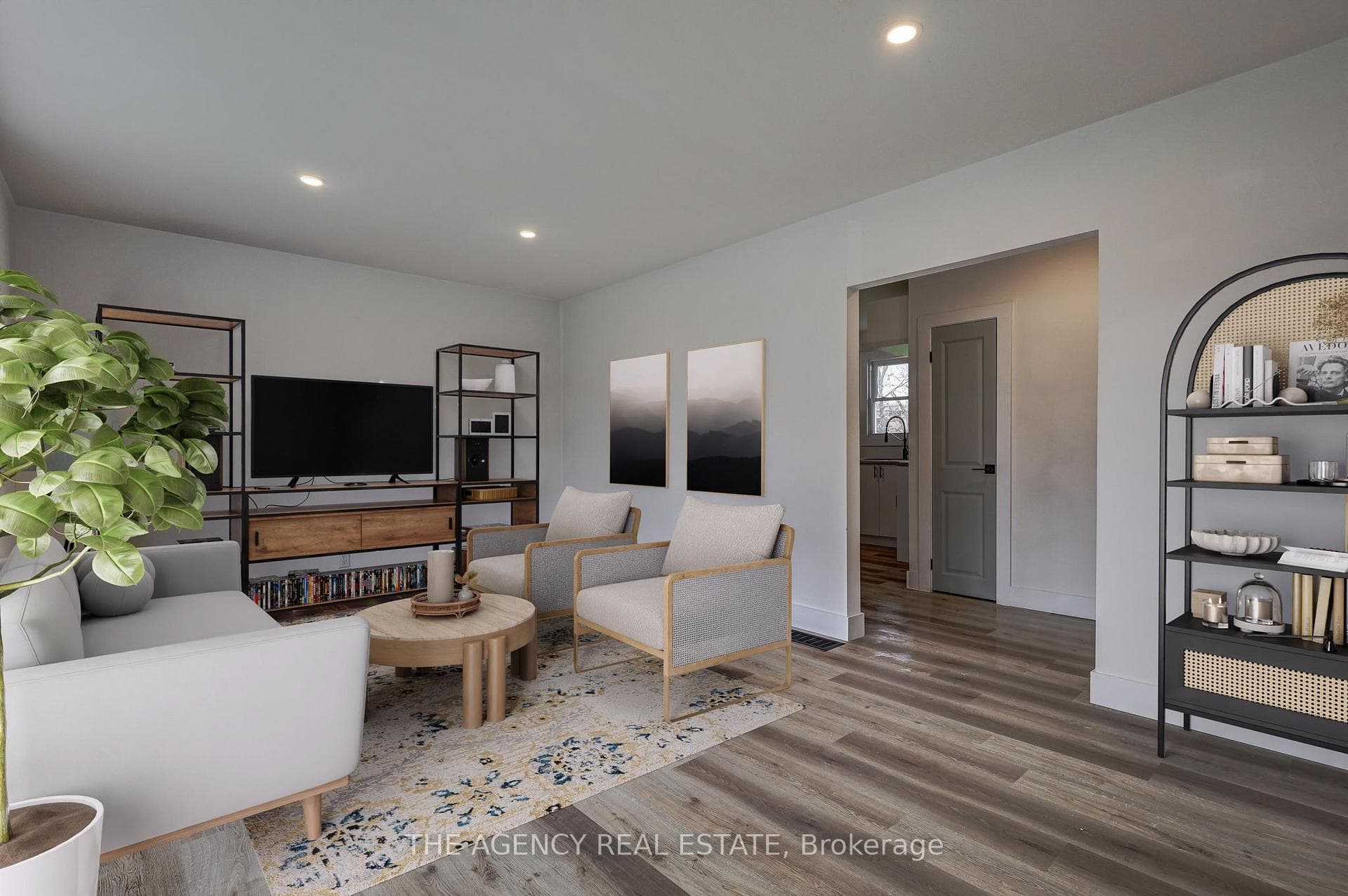 204 Symes Street photo 3