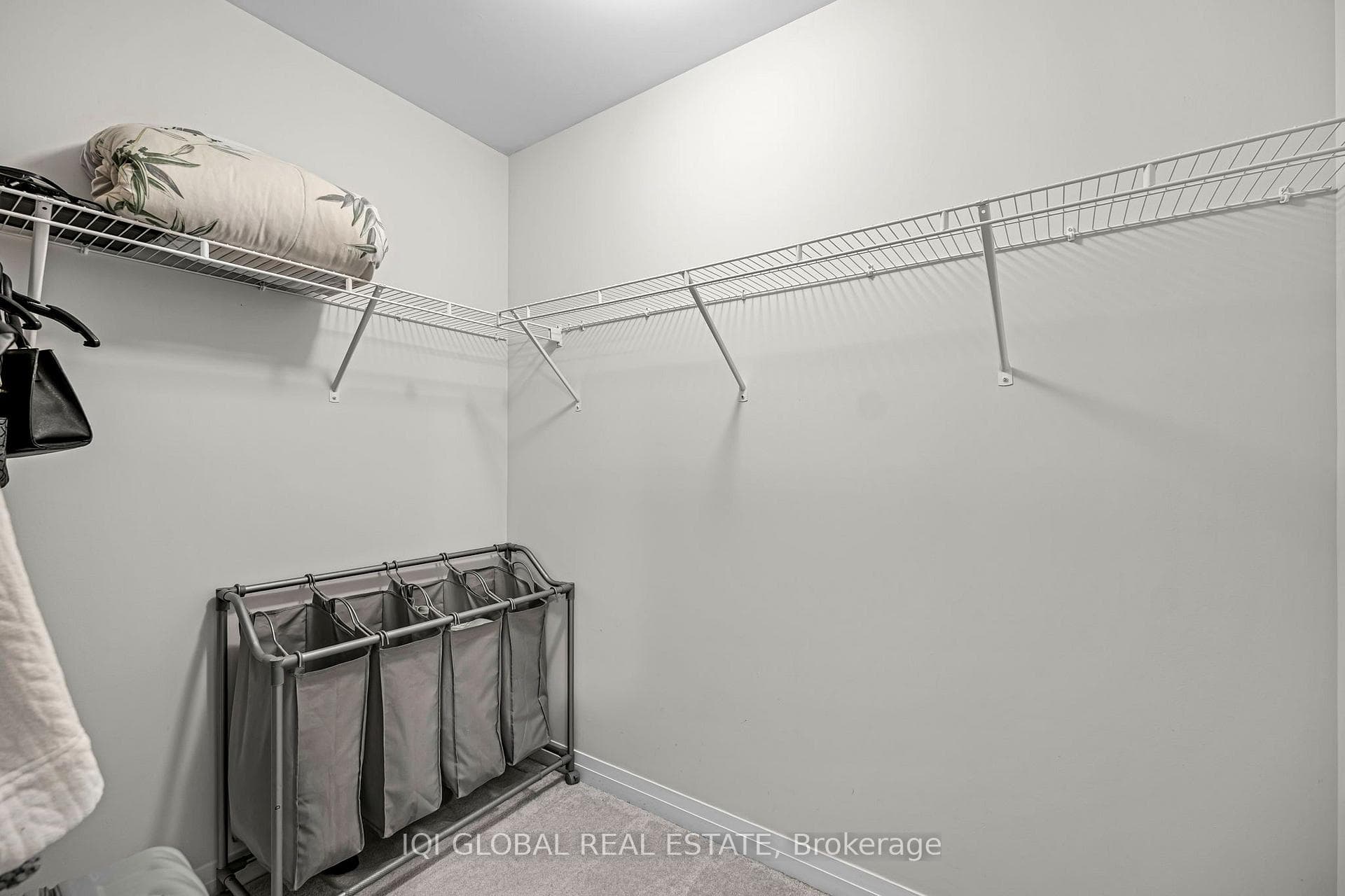 585 Colborne Street Unit 1303 photo 31