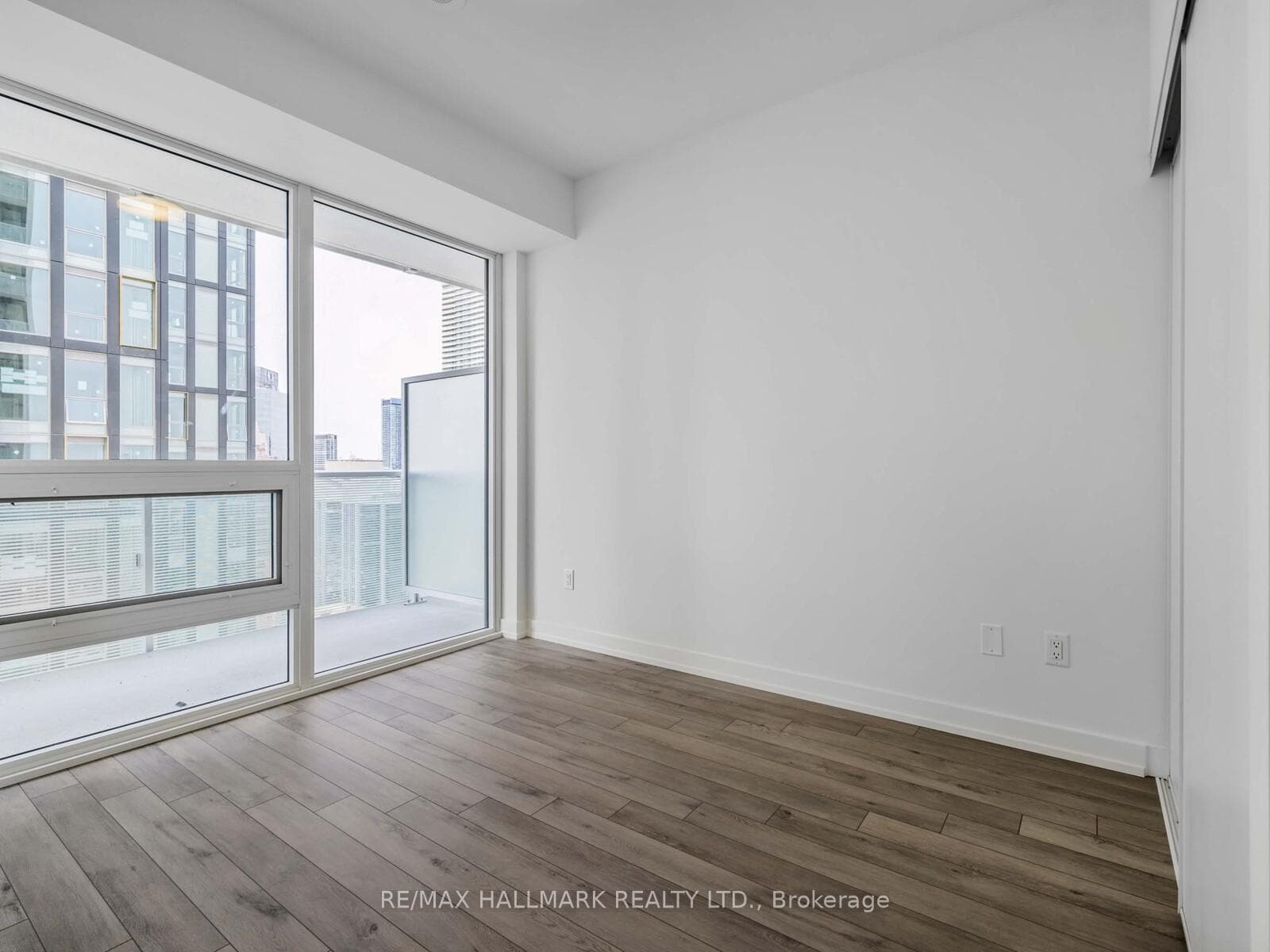 89 Church Street Unit 3702 photo 17