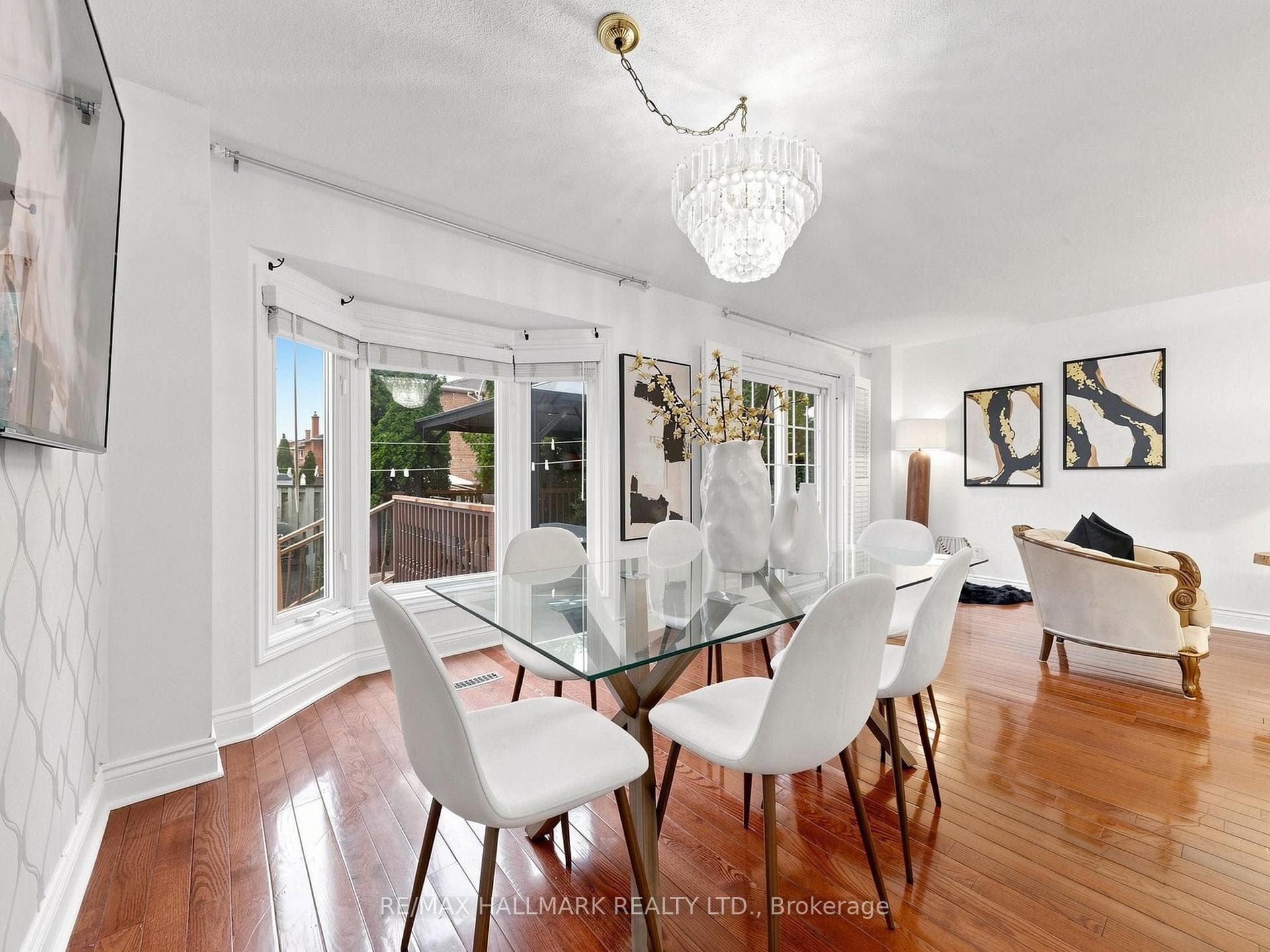 472 Brownridge Drive photo 8